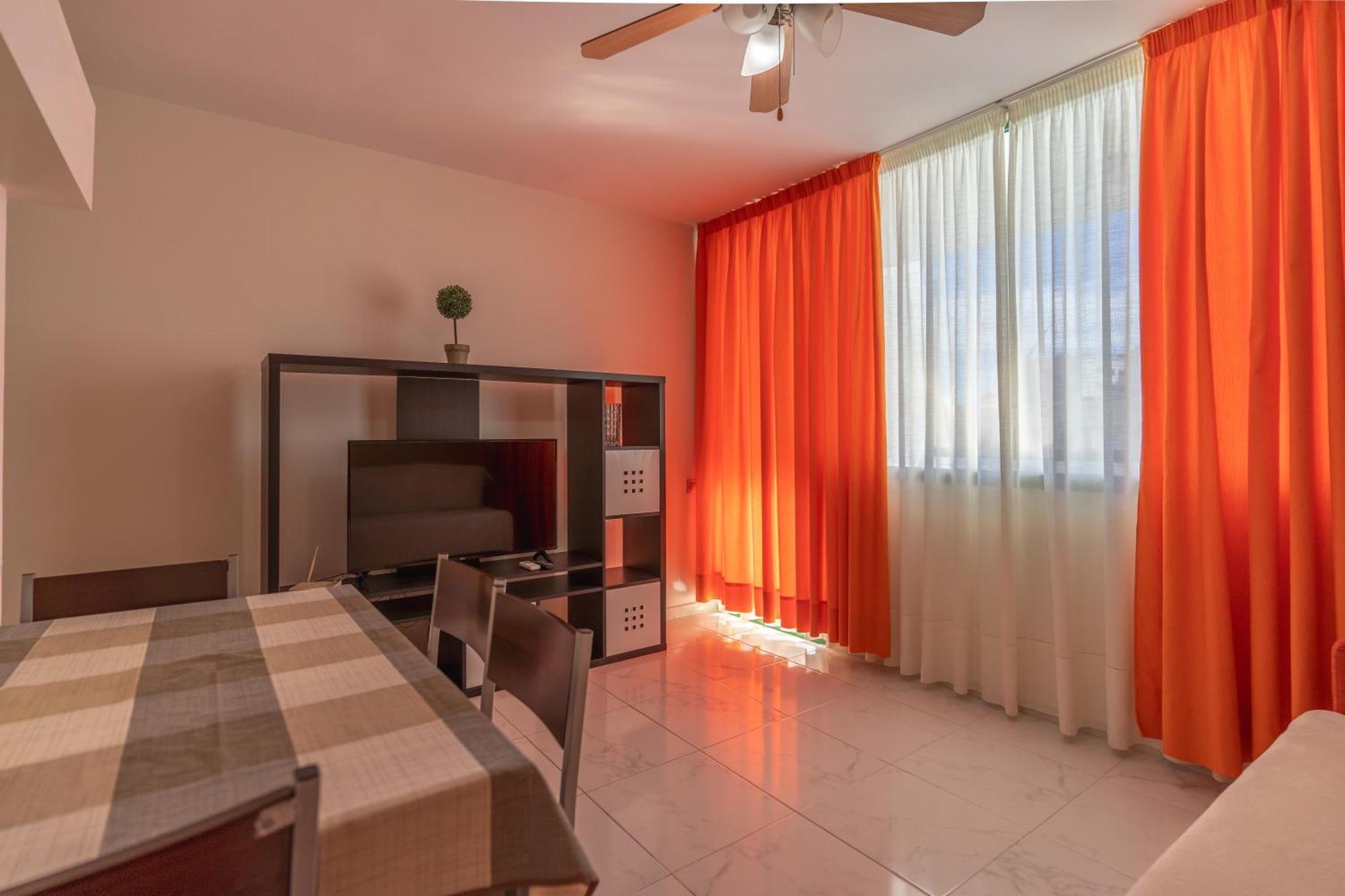 Optimist Tenerife Aparthotel 5*
