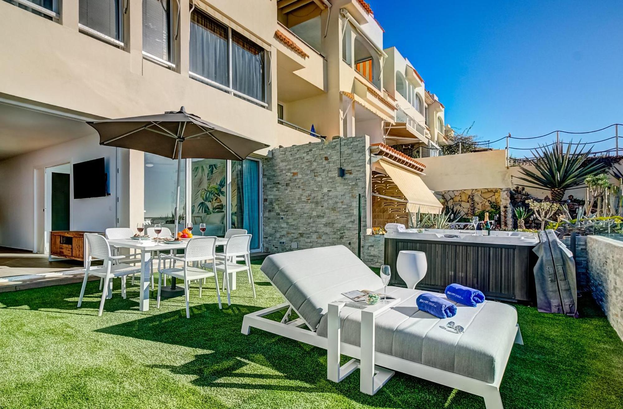 Terrace On The Sea Apartment