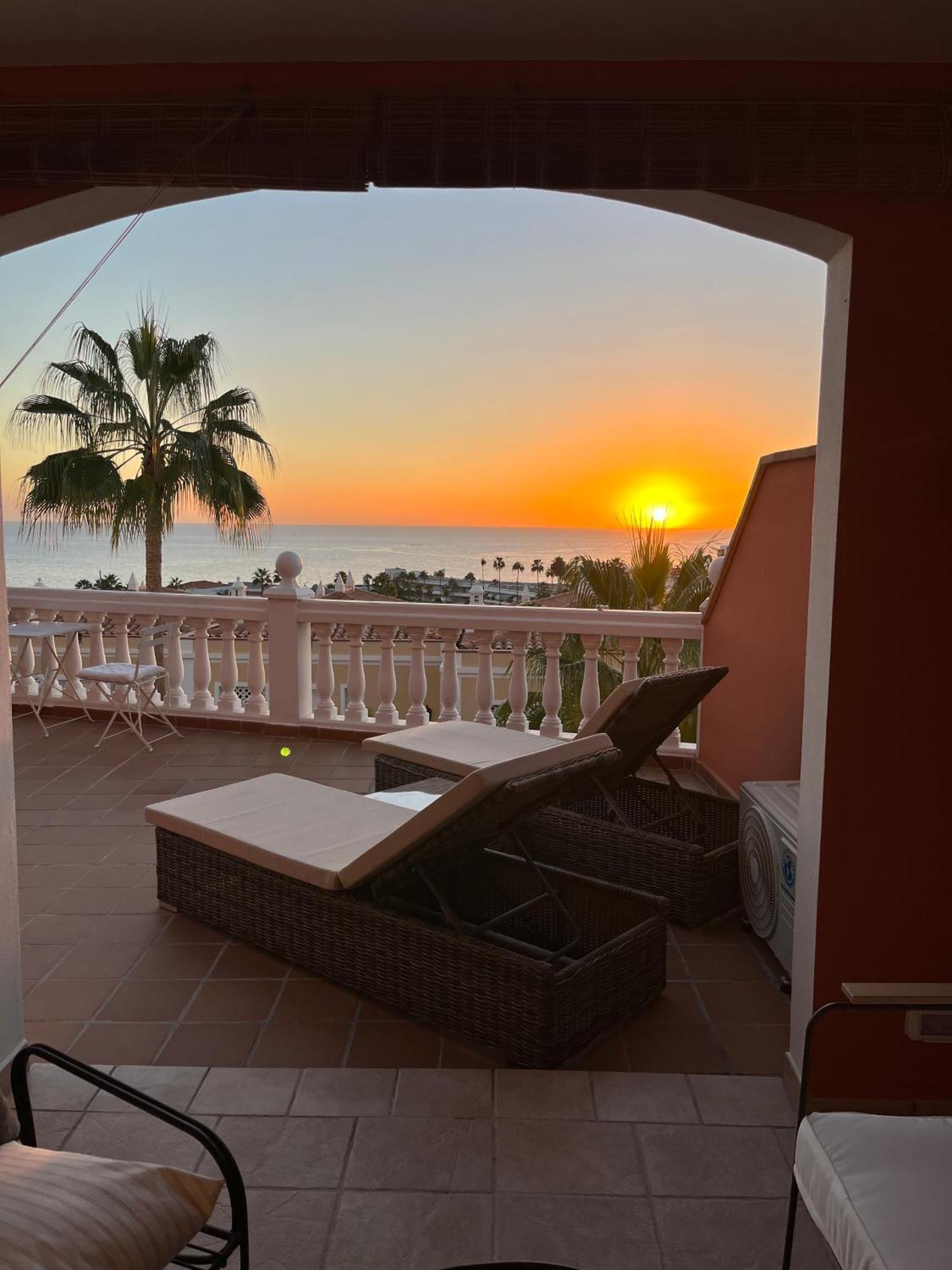 Playa Del Duque-amazing Views 2 Bedroom *