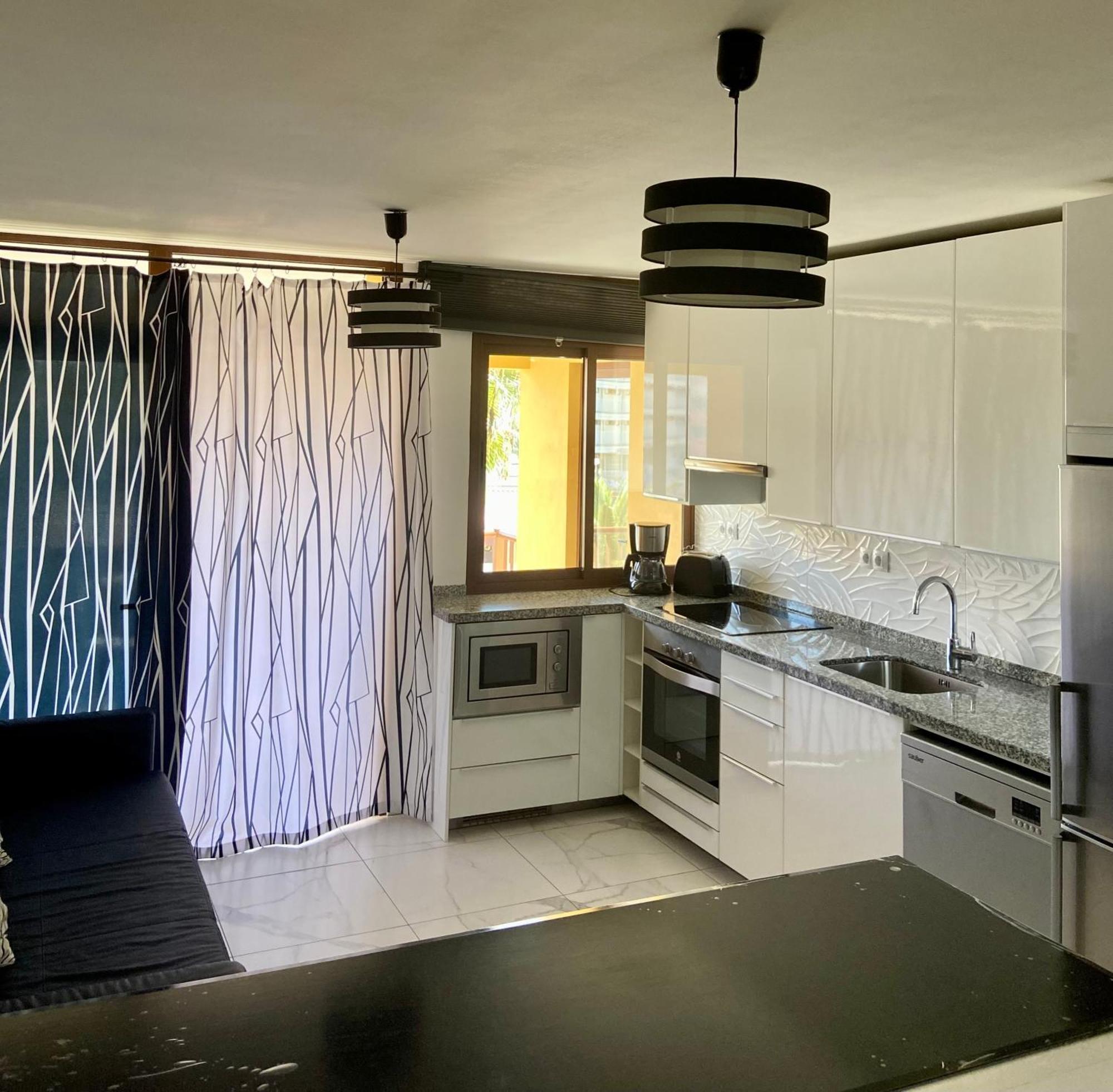 Pueblo Canario For 6 Persons! Apartment Playa Fanabe