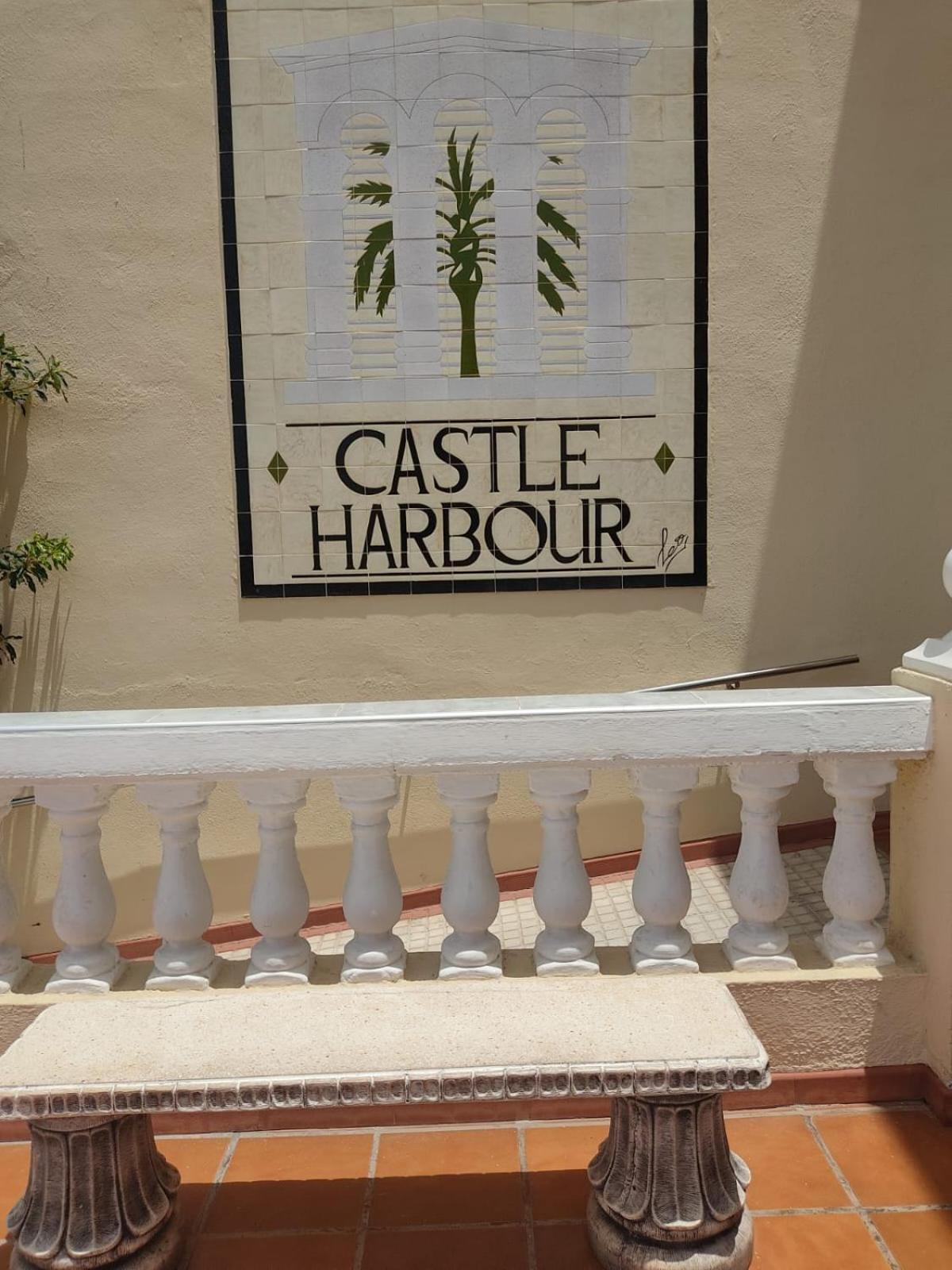 Castle H 408