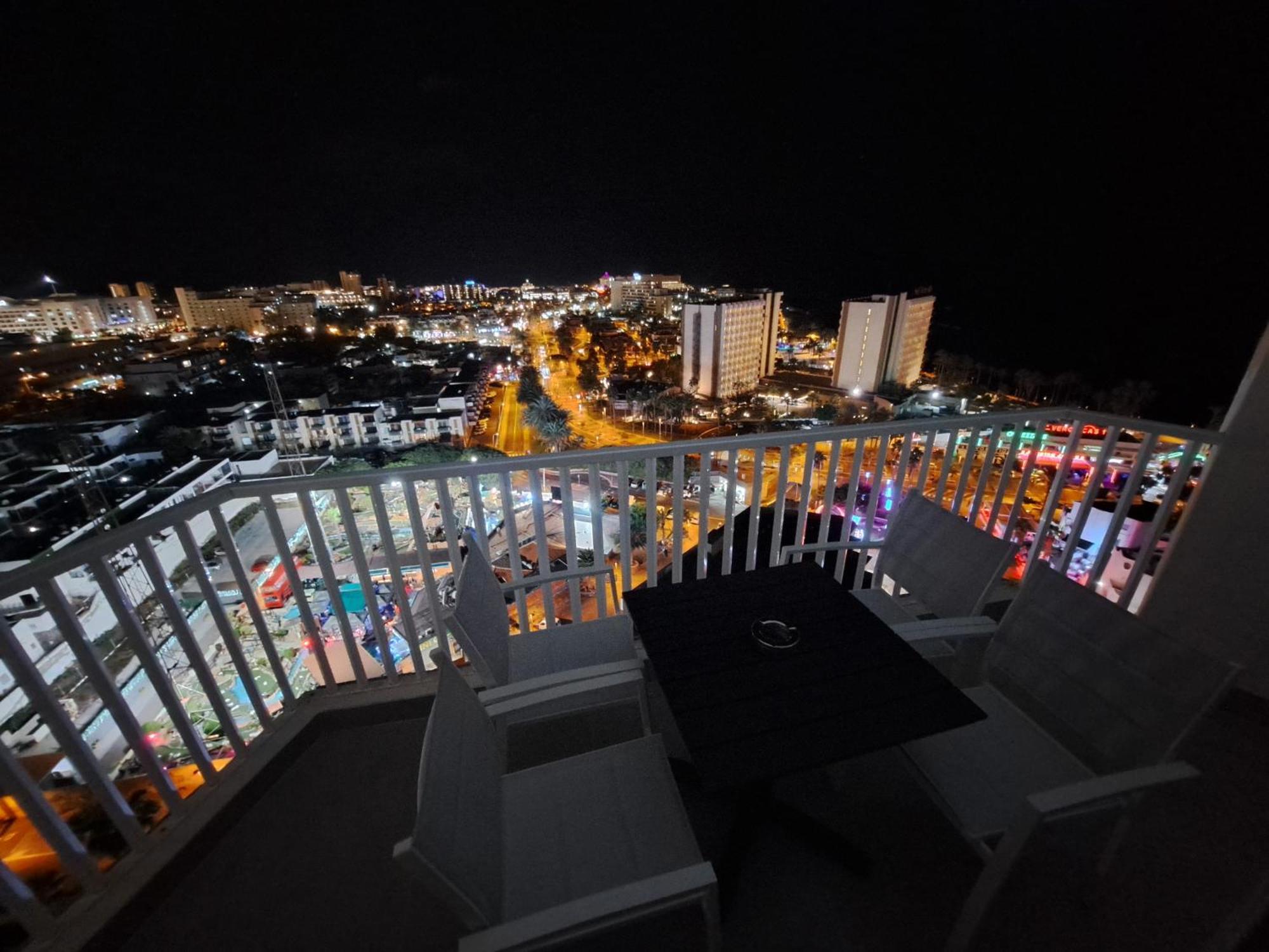 Panoramic Floor - Americas Appartement