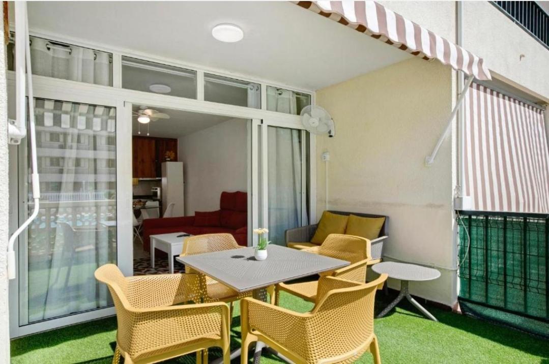 Fayser 108 Beachfront With Direct Pool Access From Terrace Apartamento