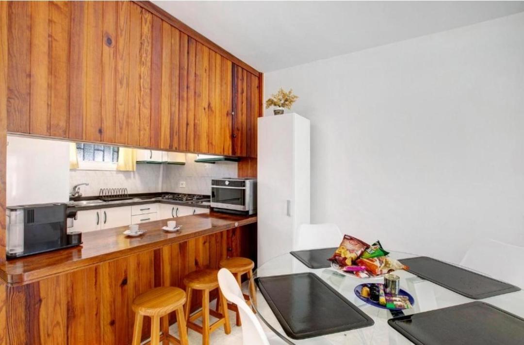 Fayser 108 Beachfront With Direct Pool Access From Terrace