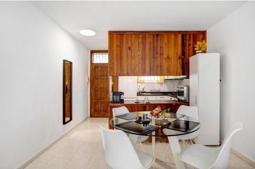 Fayser 108 Beachfront With Direct Pool Access From Terrace *