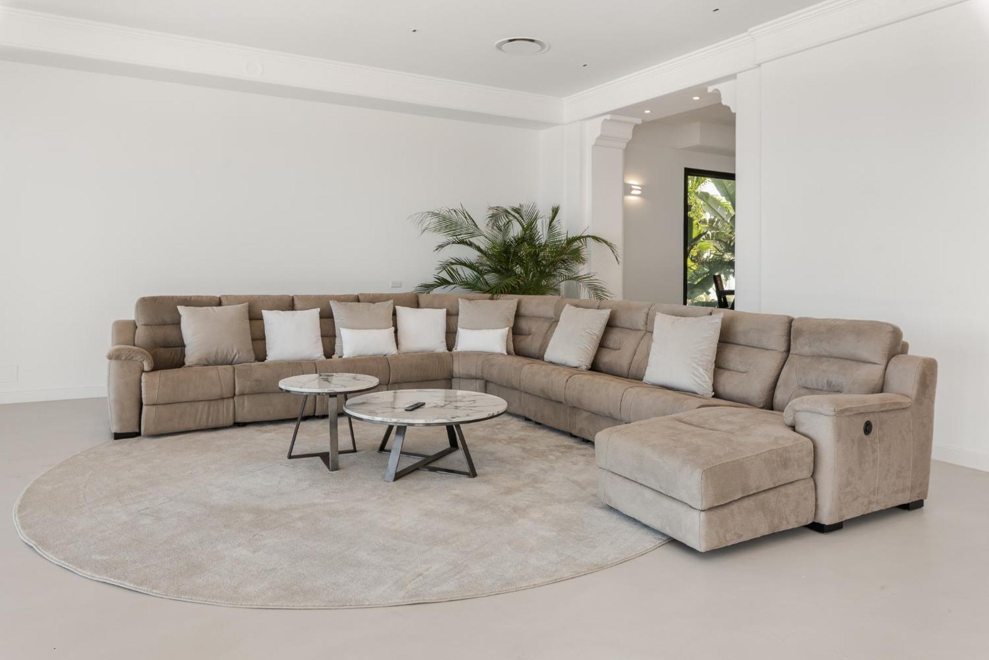 Karat Presidencial Villa