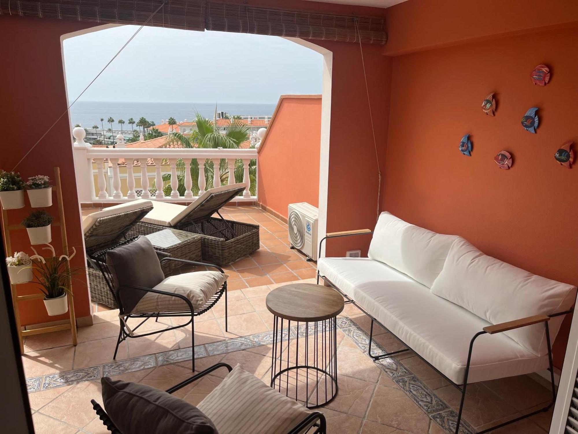Apartment Playa Del Duque-amazing Views 2 Bedroom