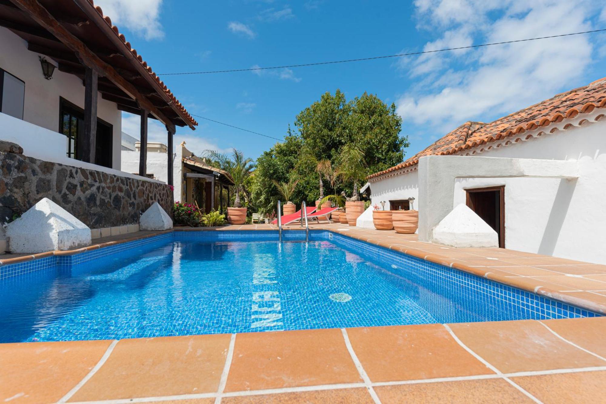 Сasa de vacaciones Holidays Tenerife Breakfast Inclusive Wifi Pool Fr La Laguna (Tenerife)