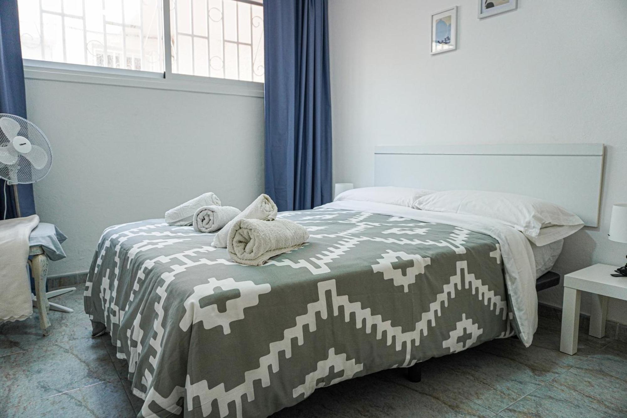 Marina Blue, Caletillas Apartamento *