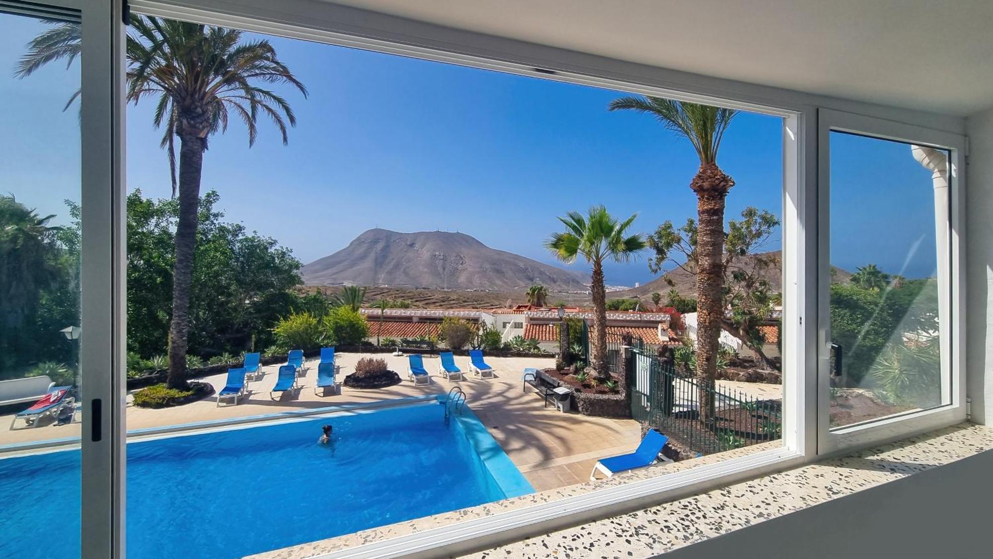 Azure Horizon And Breeze - Panoramic Ocean View And Heated Pool Villa *