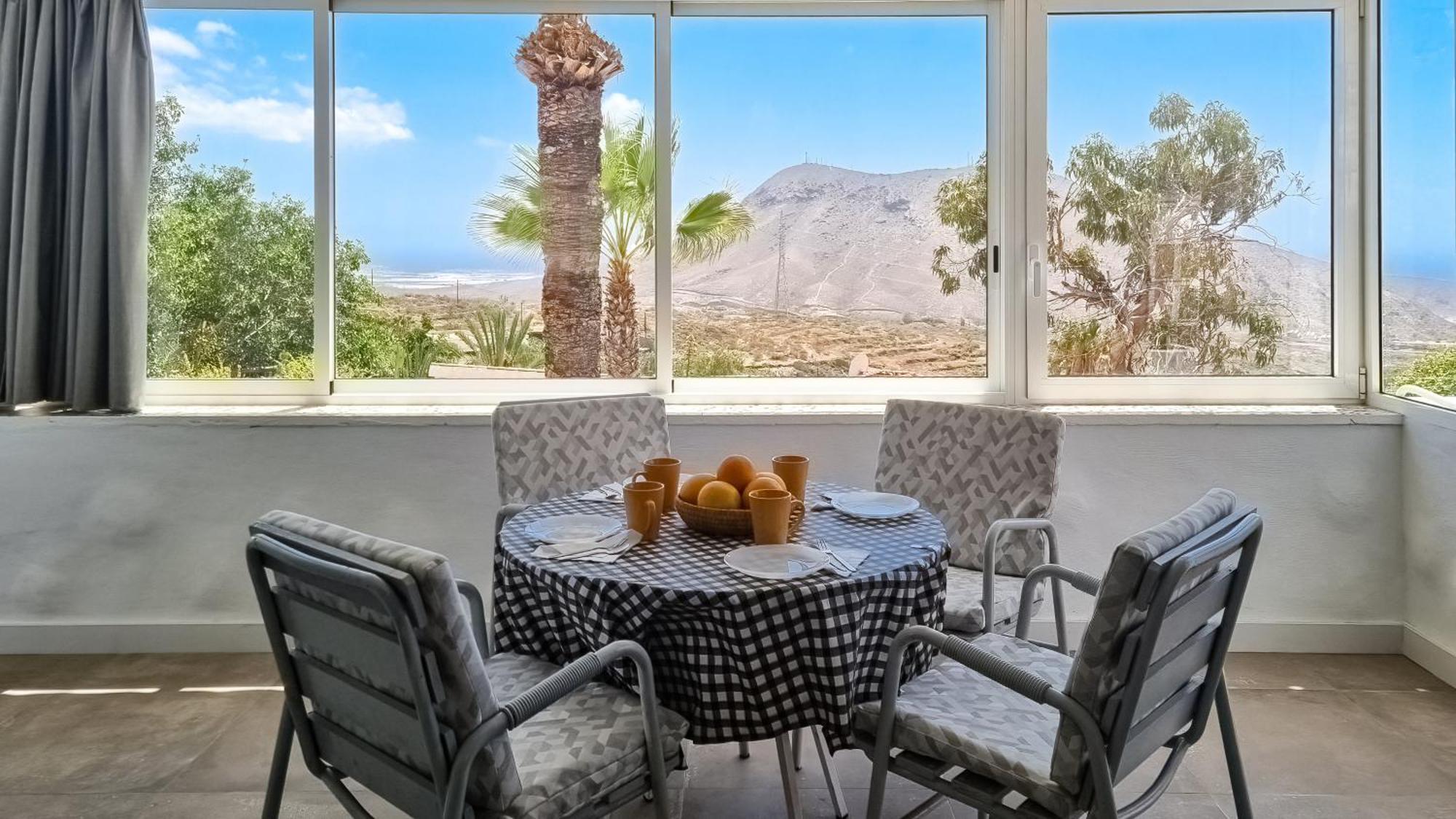 Villa Azure Horizon And Breeze - Panoramic Ocean View And Heated Pool *