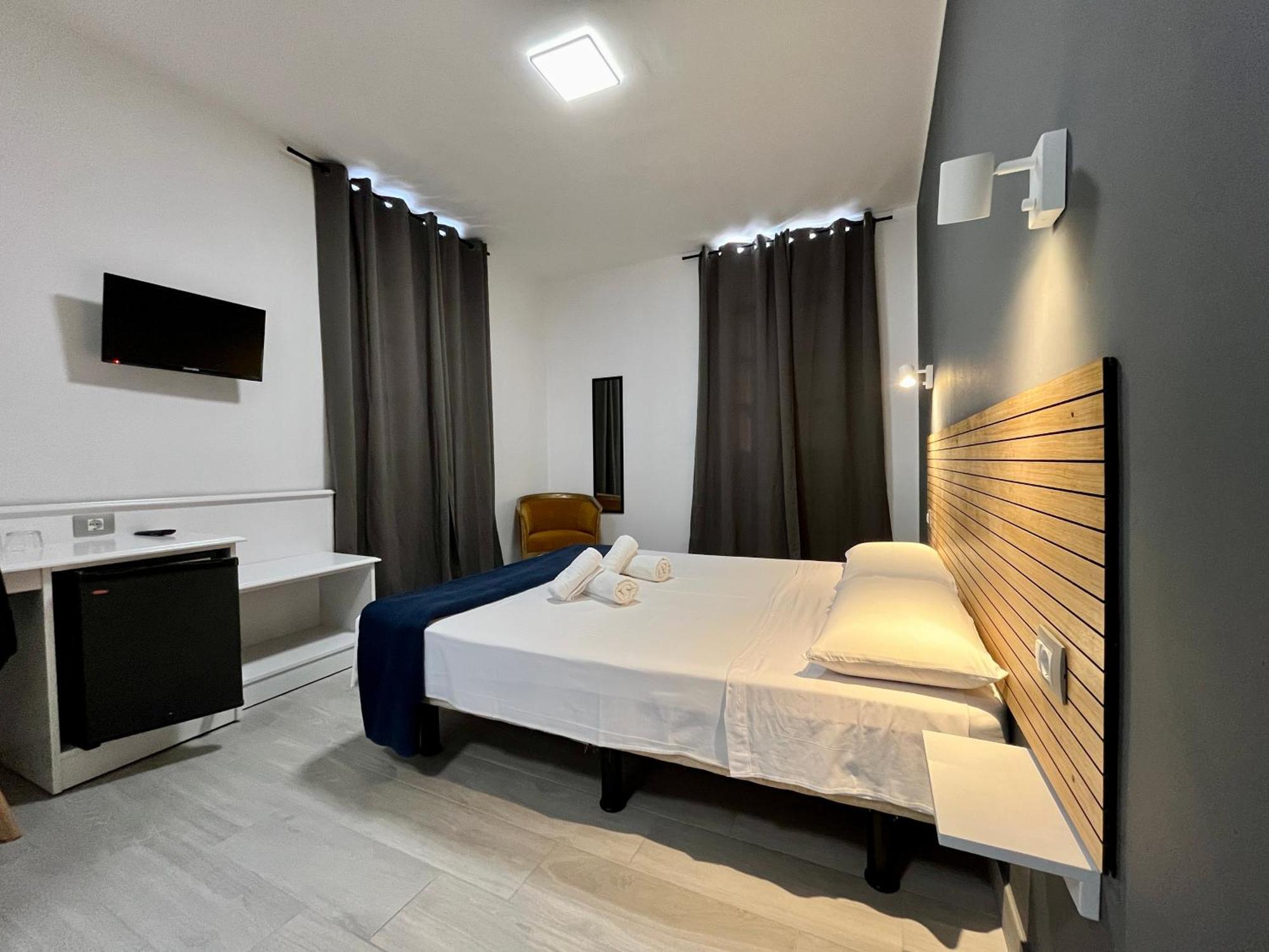 Cassandra Hotel