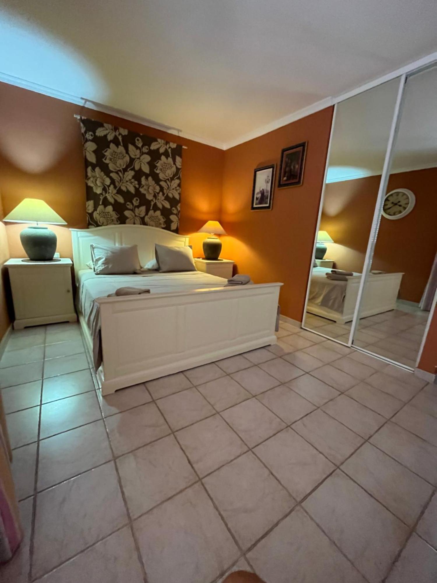 Rsid. El Duque-1 Appartement *