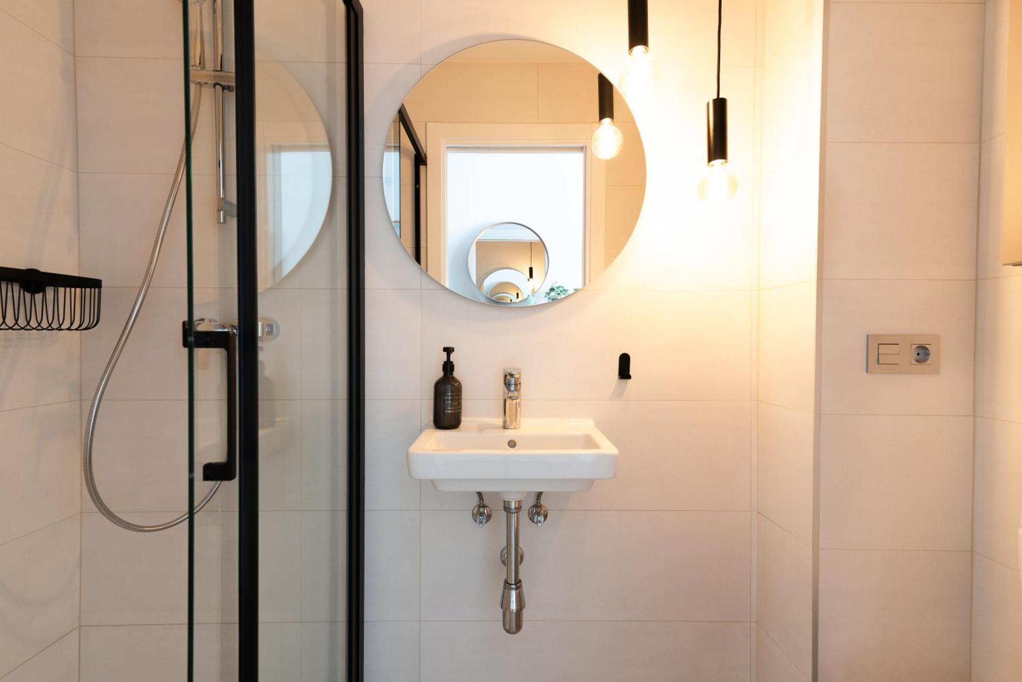 White Medano Apartment. New With Fast Wifi * El Médano