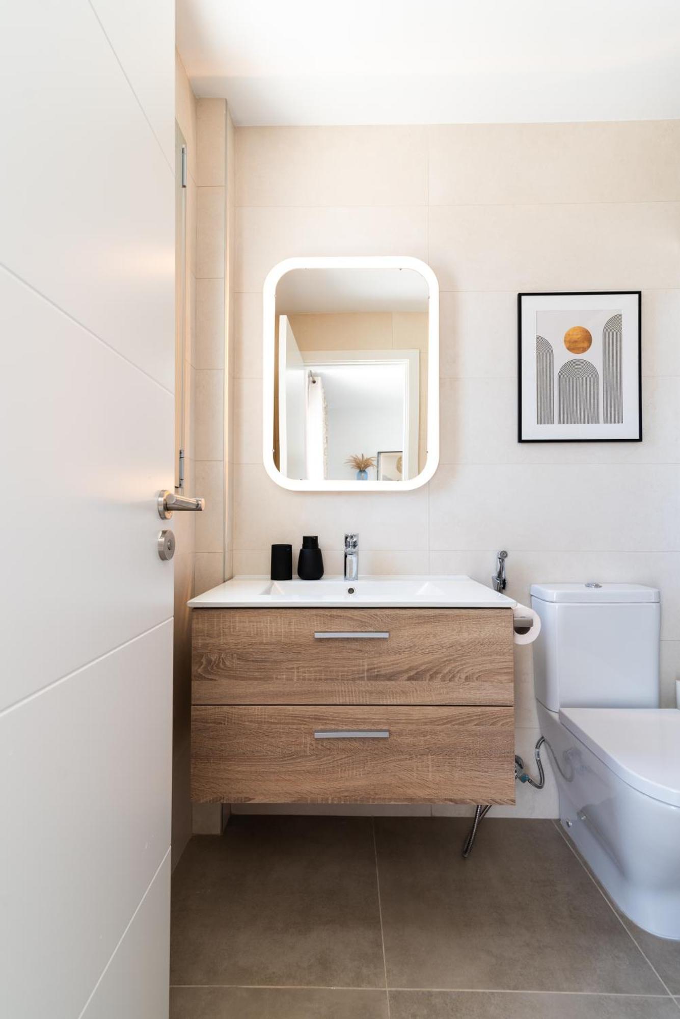 Сasa de vacaciones White Medano Apartment. New With Fast Wifi *