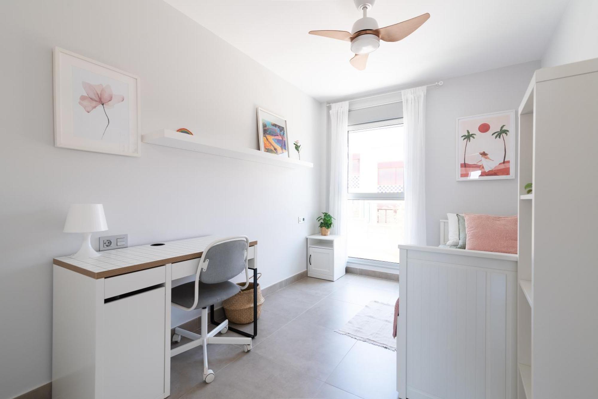 White Medano Apartment. New With Fast Wifi * El Médano