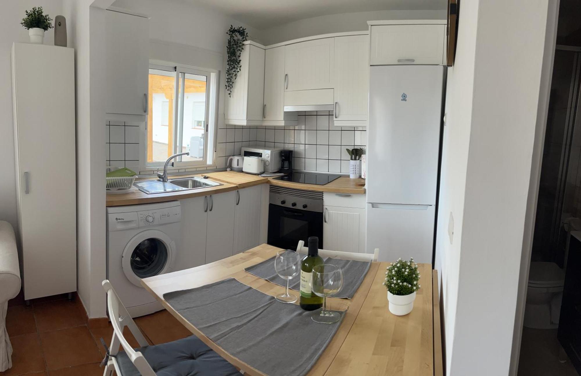 2 Bedroom Cristianos Tenerife Tamaragua
