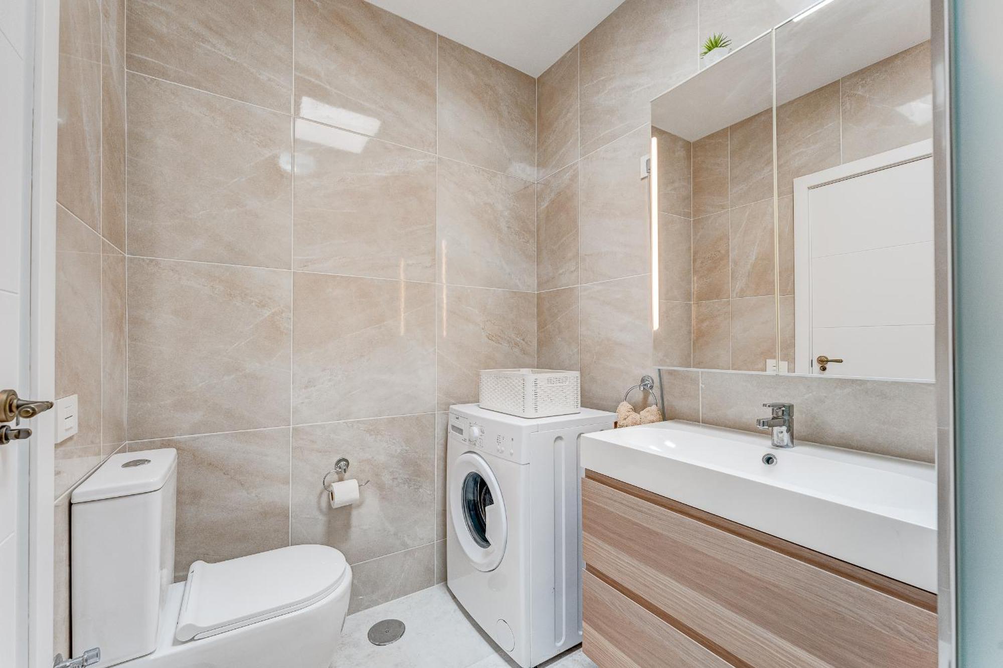 Yucca Park, Lovely, Quiet, 2 Bedroom, 70m2, Ocean Pool View! Appartement
