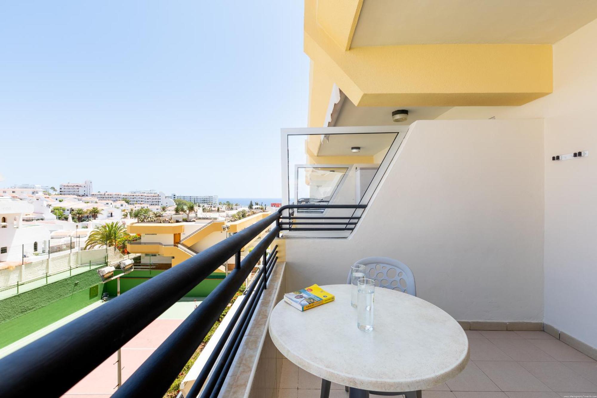 In San Eugenio Appartement Costa Adeje (Tenerife)