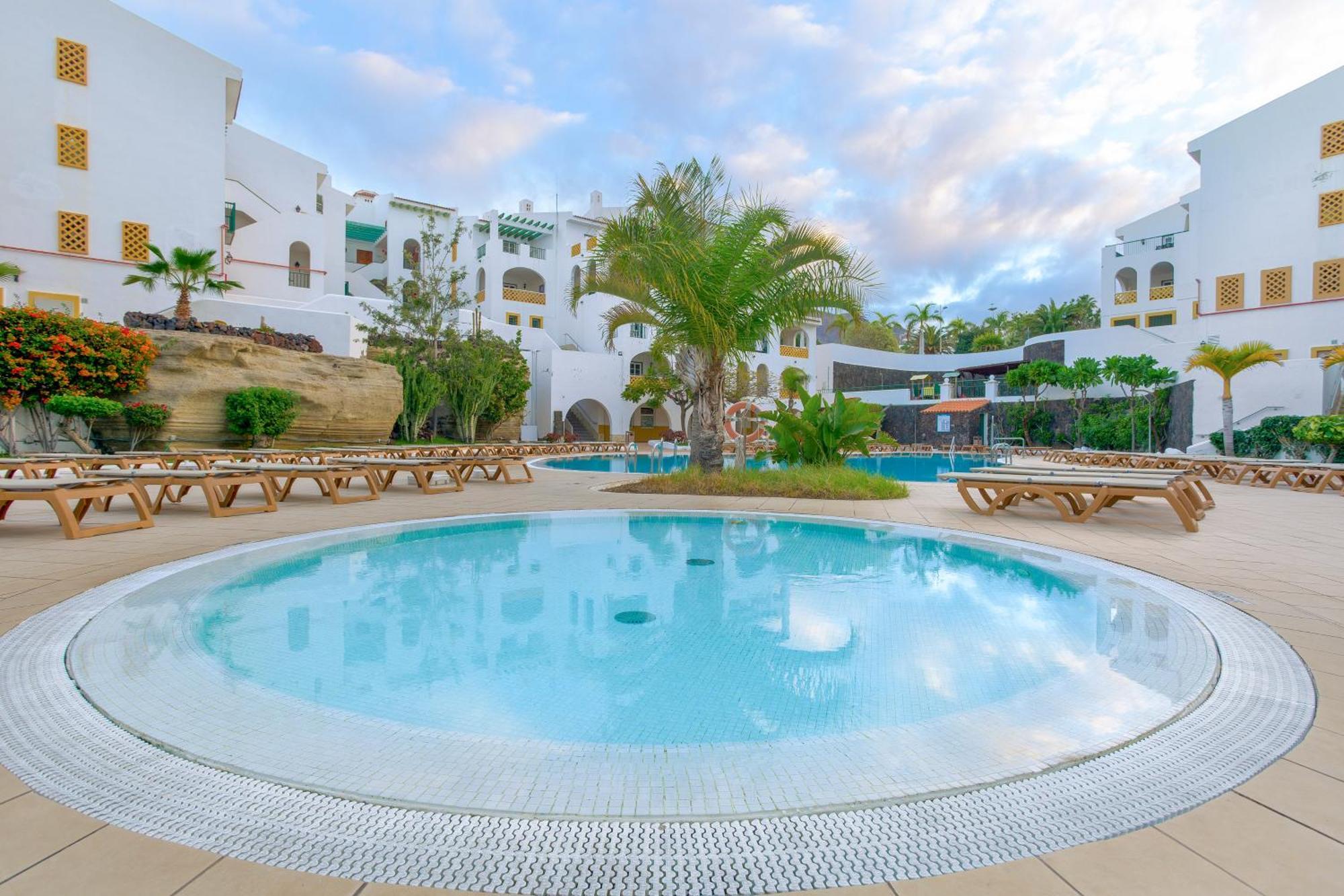 Sunset Harbour Club Aparthotel