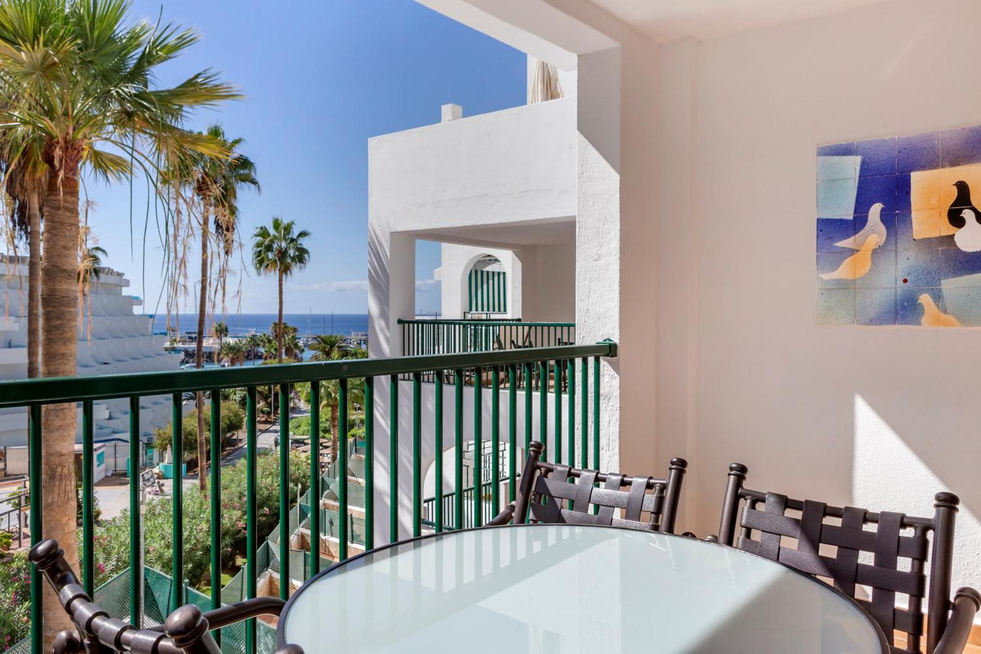 Sunset Harbour Club Aparthotel 3*