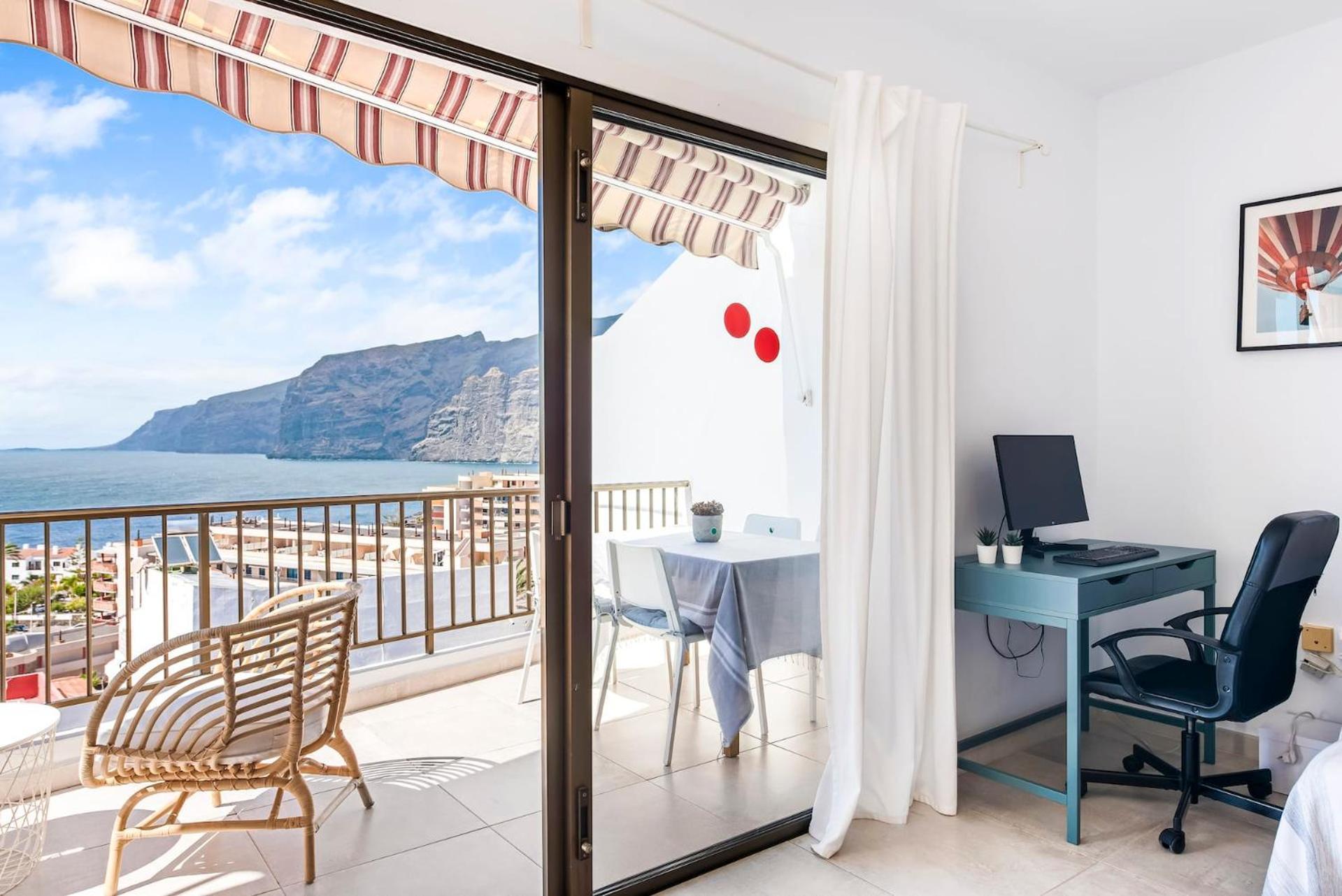 Apartamento Quiet And Cozy Workation Place Near The Town Center With Cliffs And Ocean View
