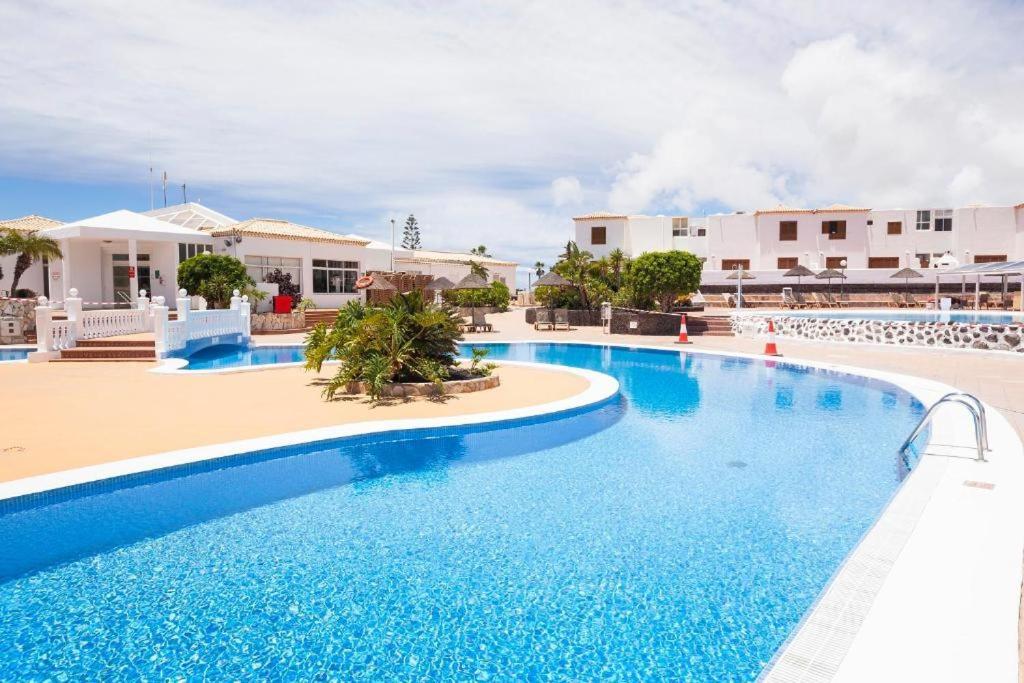 The Escape, Golf Del Sur Villa