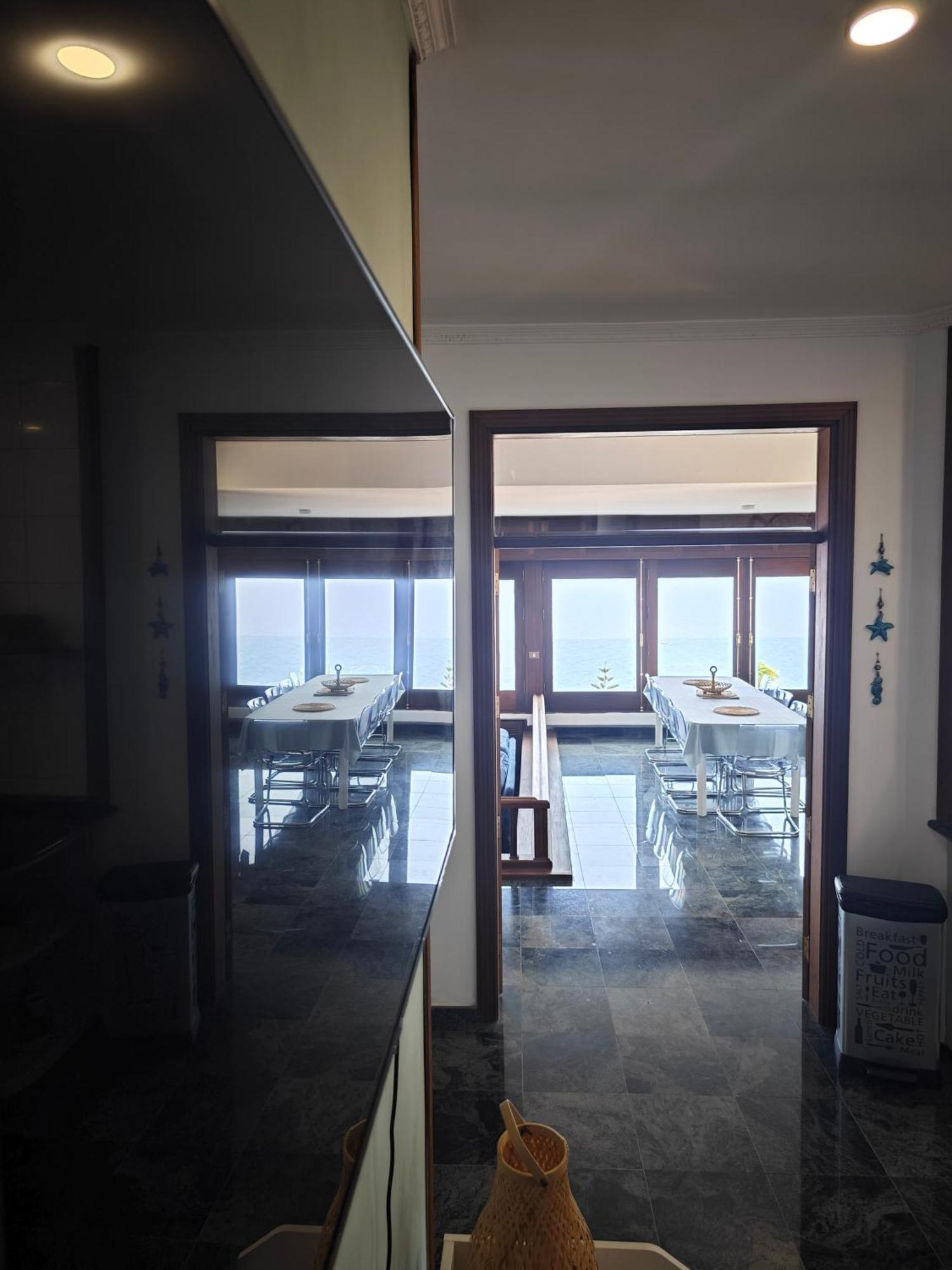 Gonzalez Sea Views Couette-café Radazul