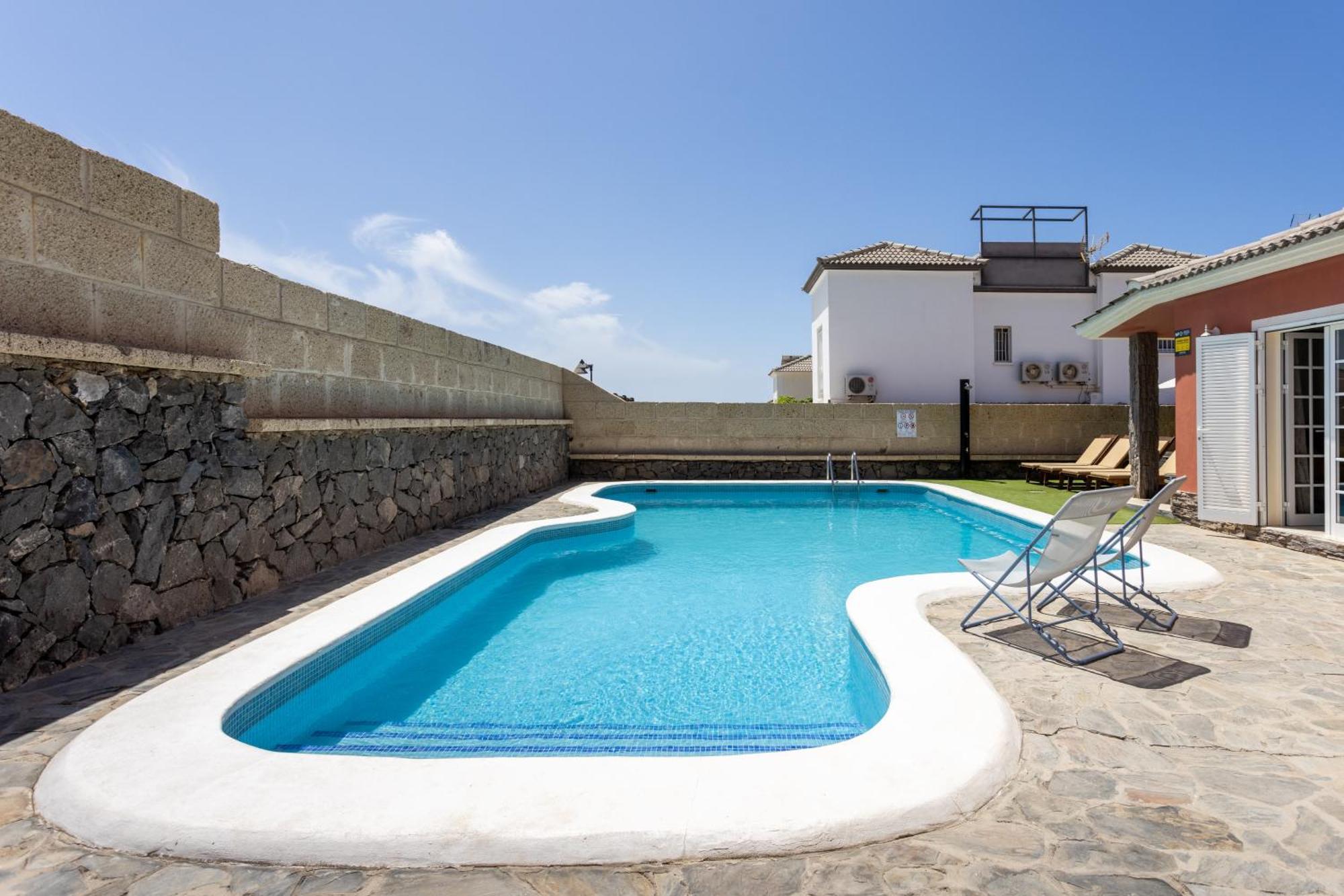 Chloe Tenerifesummervillas Giant Private Pool 11 Meters Long *