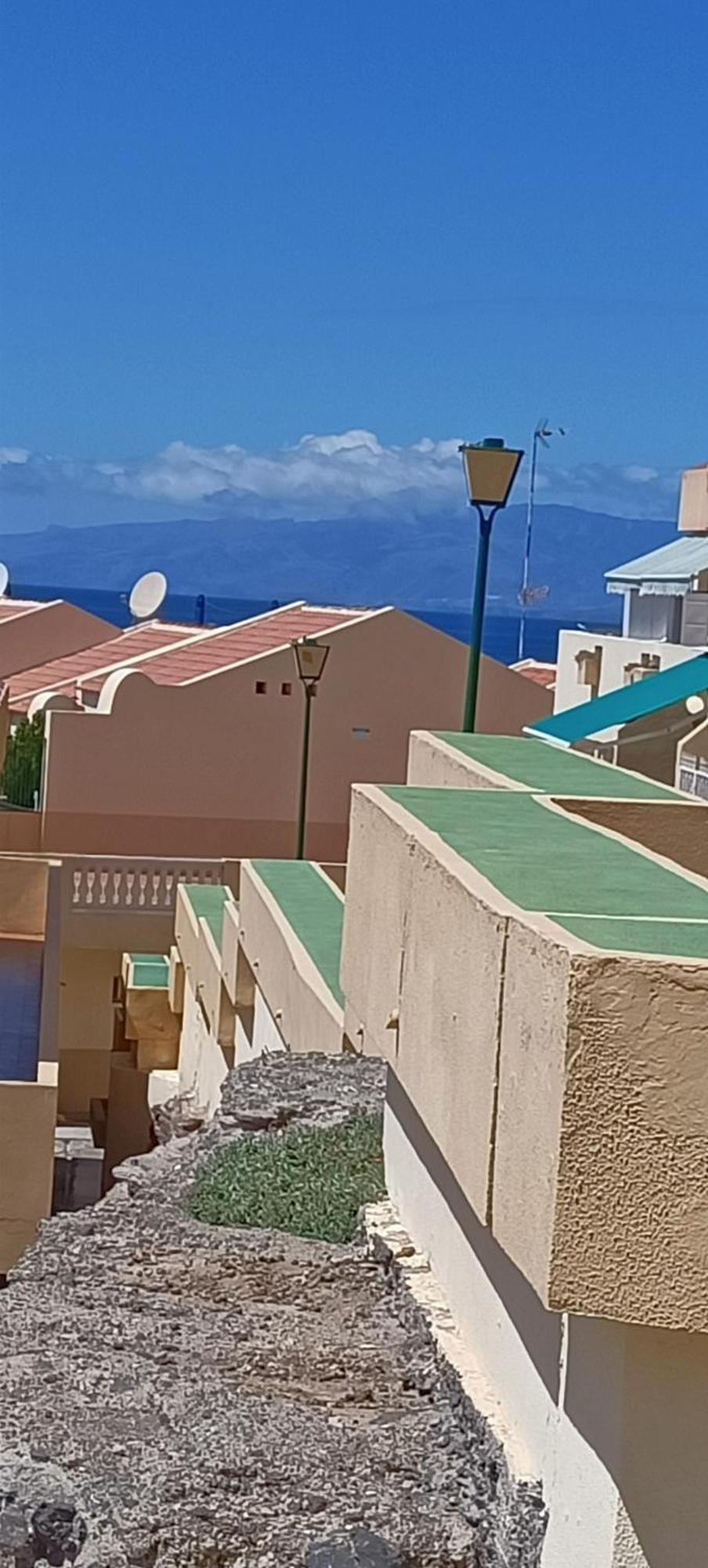 Mareverde : Esposto Sempre Al Sole Costa Adeje (Tenerife)