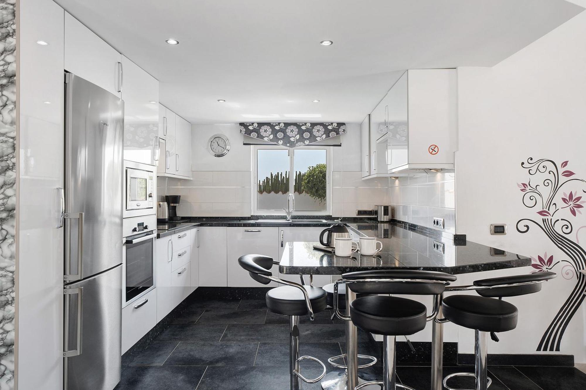Malpas Villa