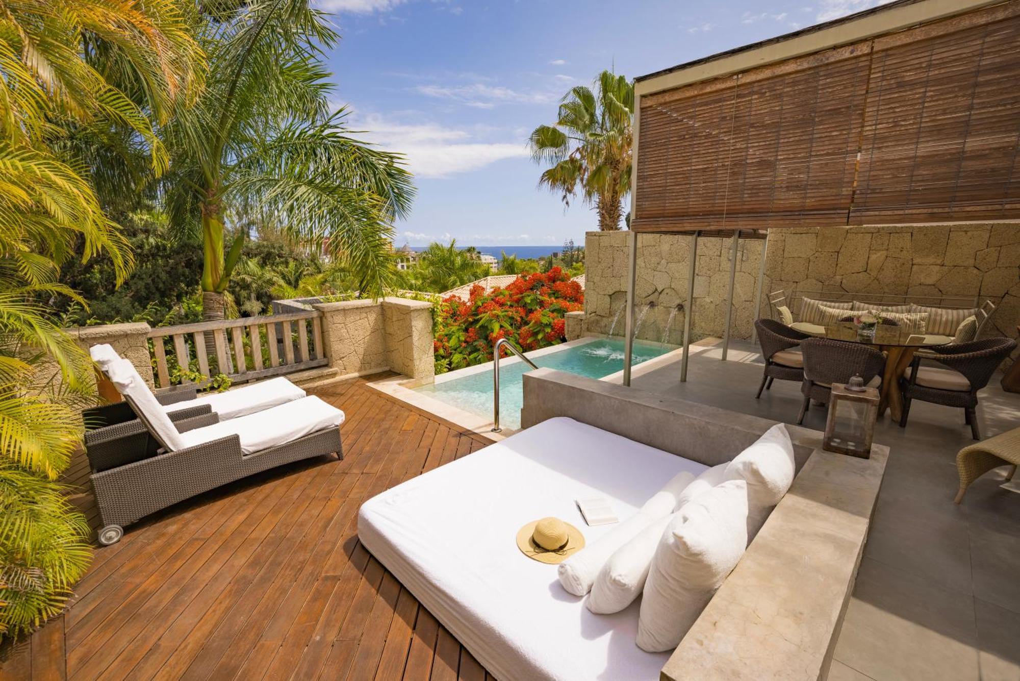 The At Bahia Del Duque 5*