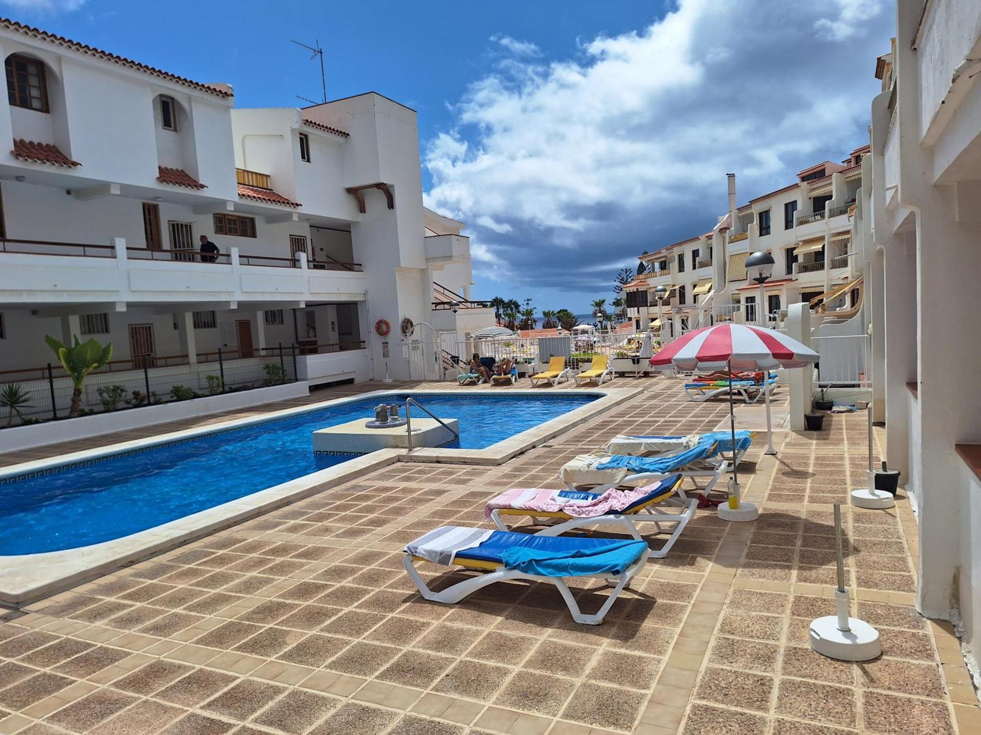 Parque Margarita, Terraza Vista Piscina