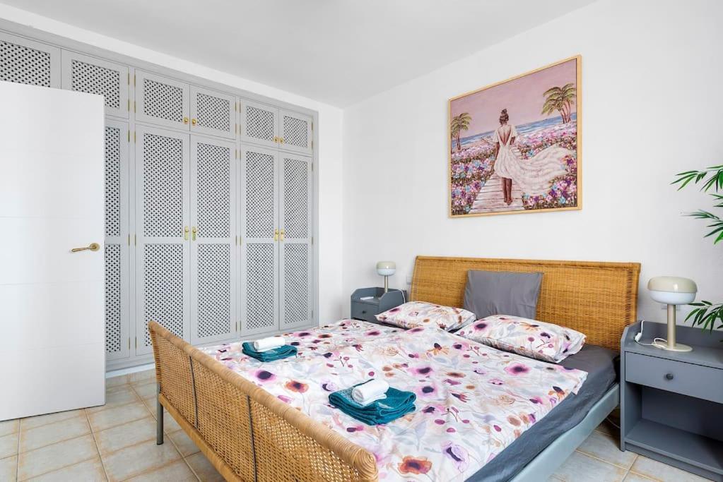 Golden Sunset Ocean View Apartment Costa Adeje (Tenerife)