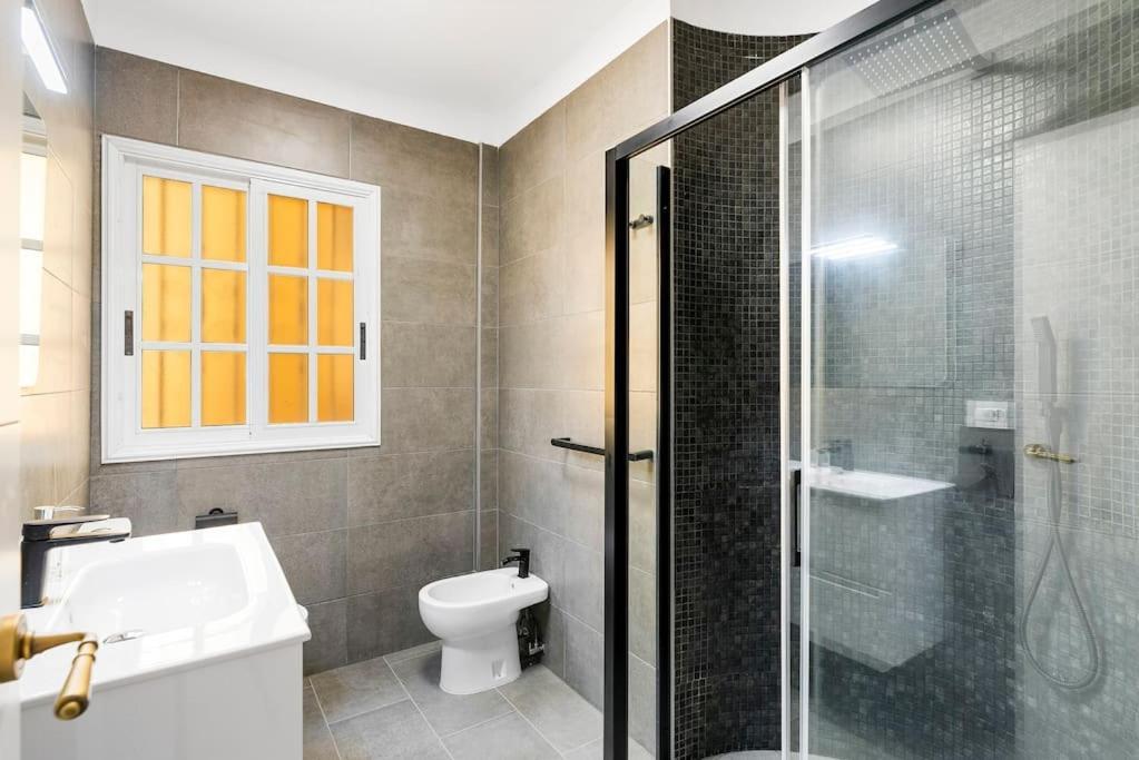 Golden Sunset Ocean View Apartment