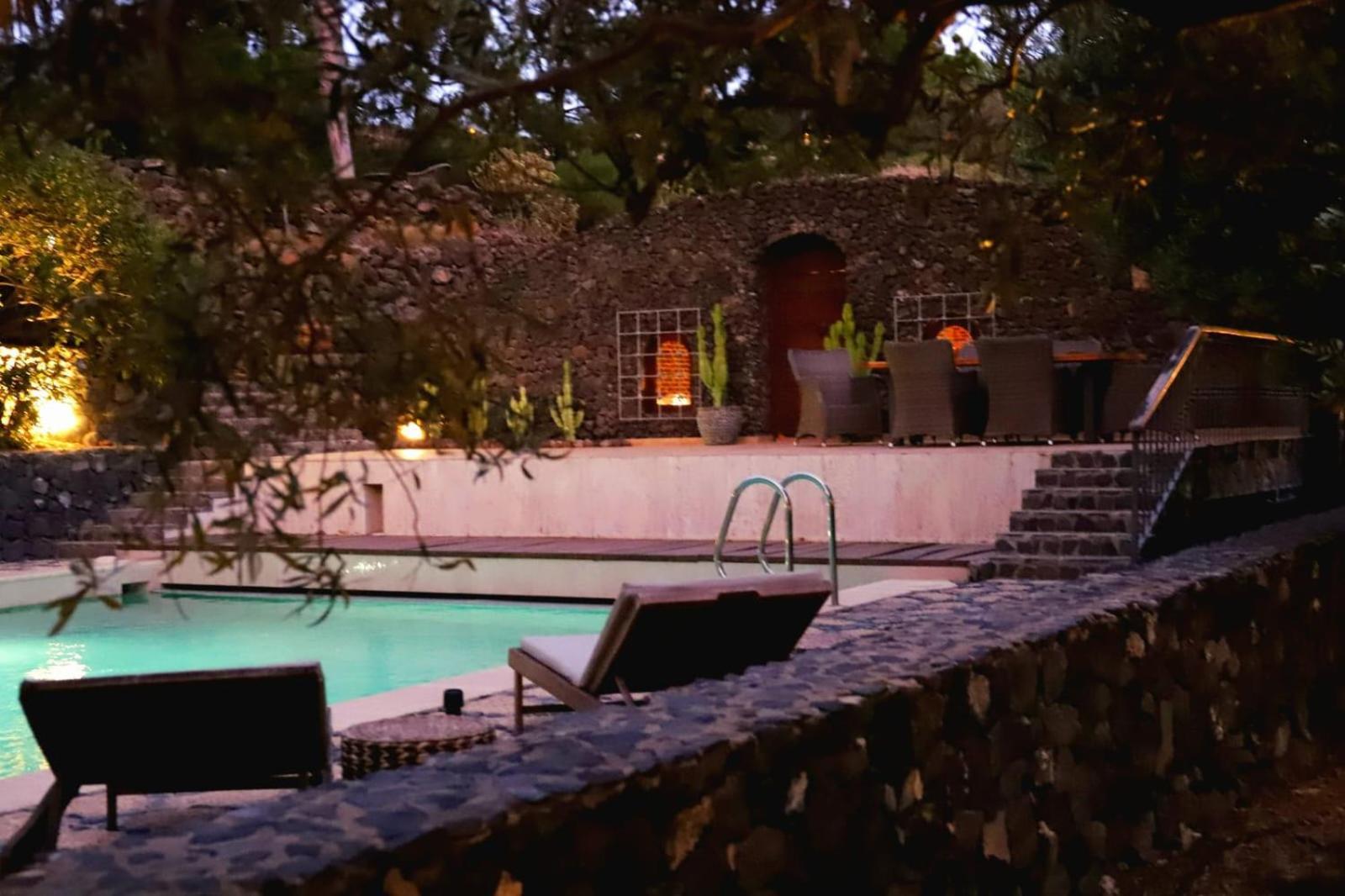 Luxury In Nature With Swimming Pool Tenerife, Santiago Del Teide, With Sea And Mountain Views El Retamar