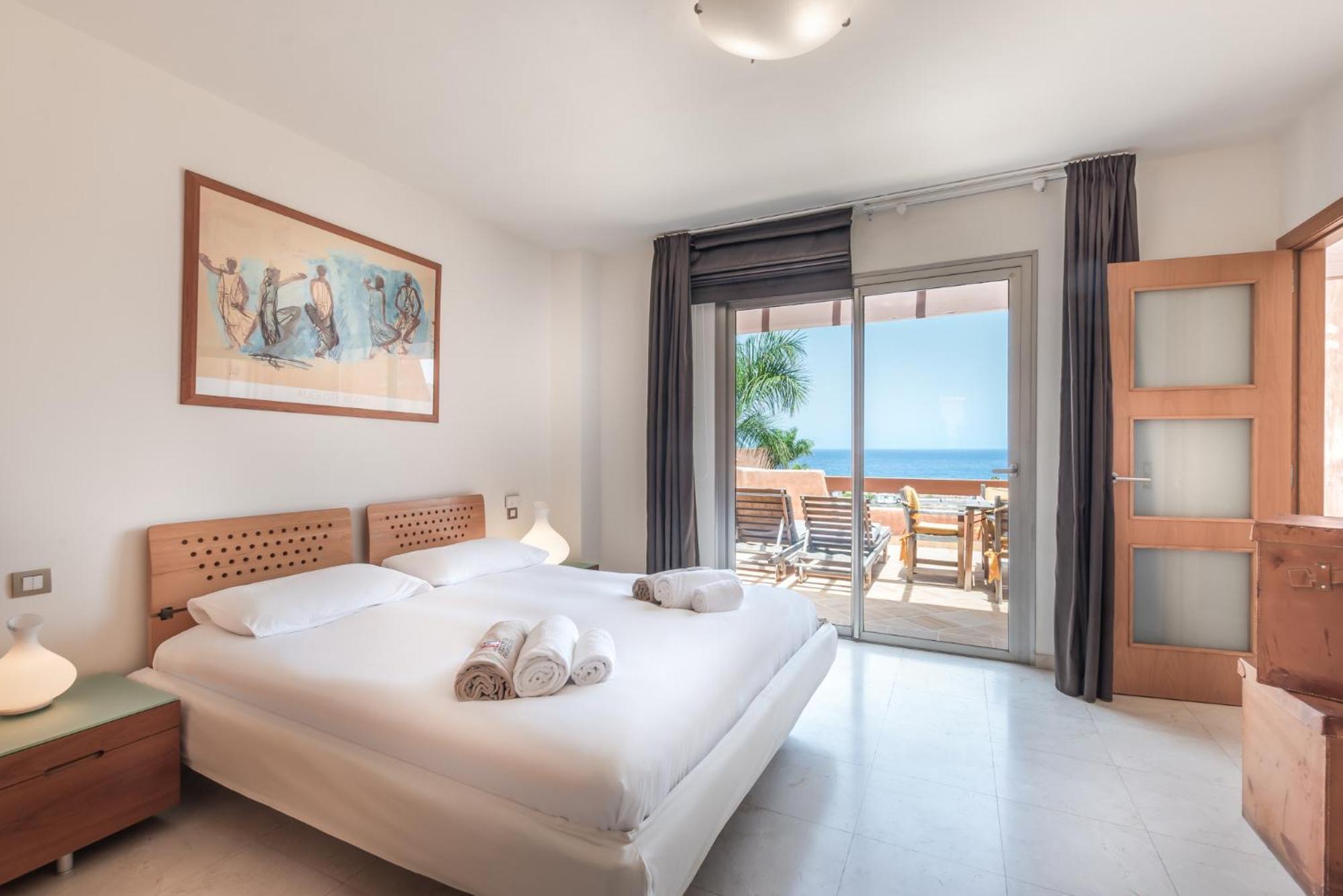 Hébergement de vacances Romen 2-2 Penthouse Sea View & Jacuzzi 2b