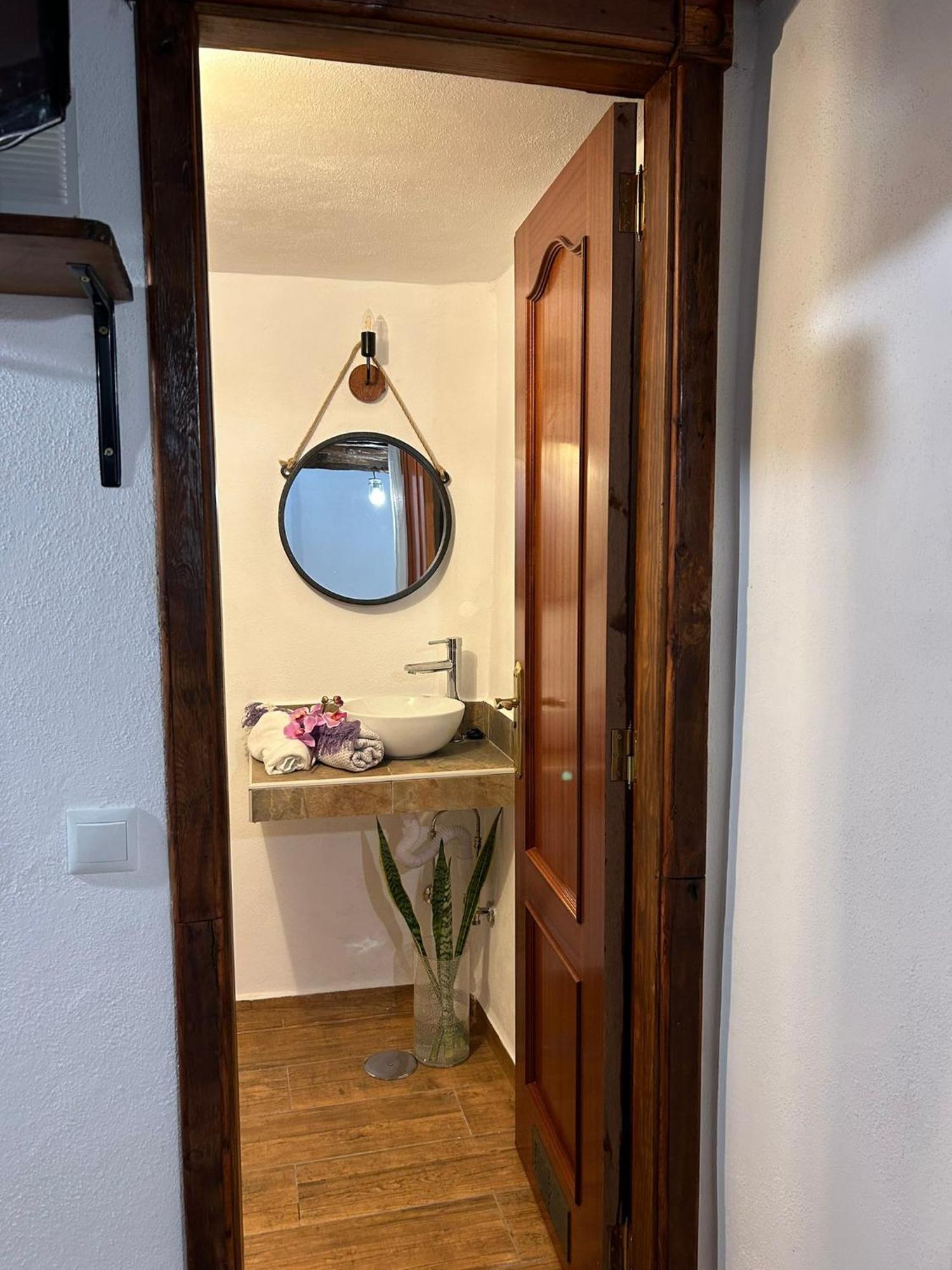 Tradicional Casa Canaria Con Piscina Y Vistas Al Teide