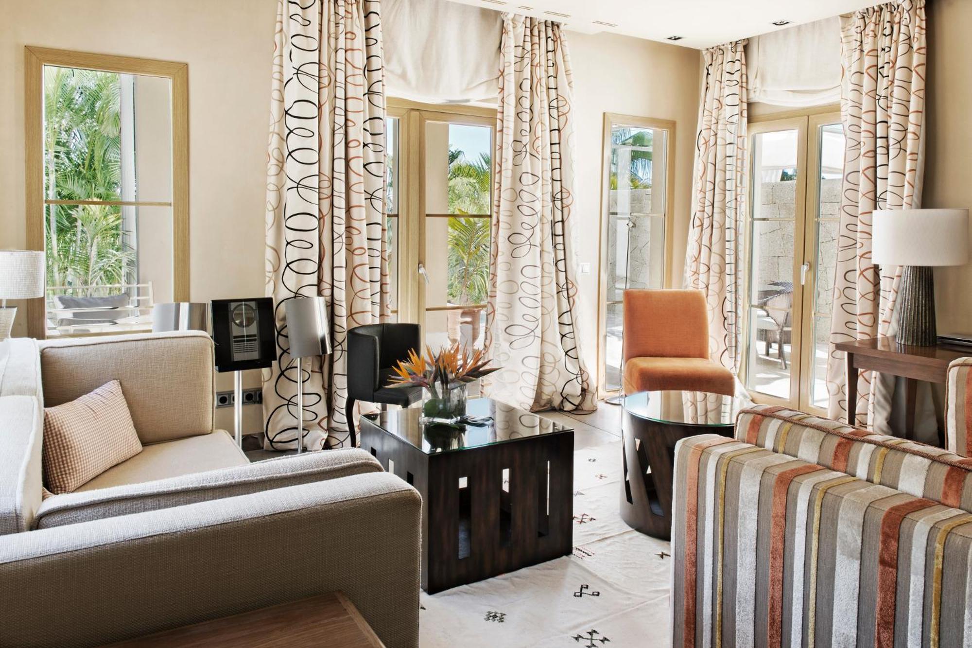 The At Bahia Del Duque Hotel 5*