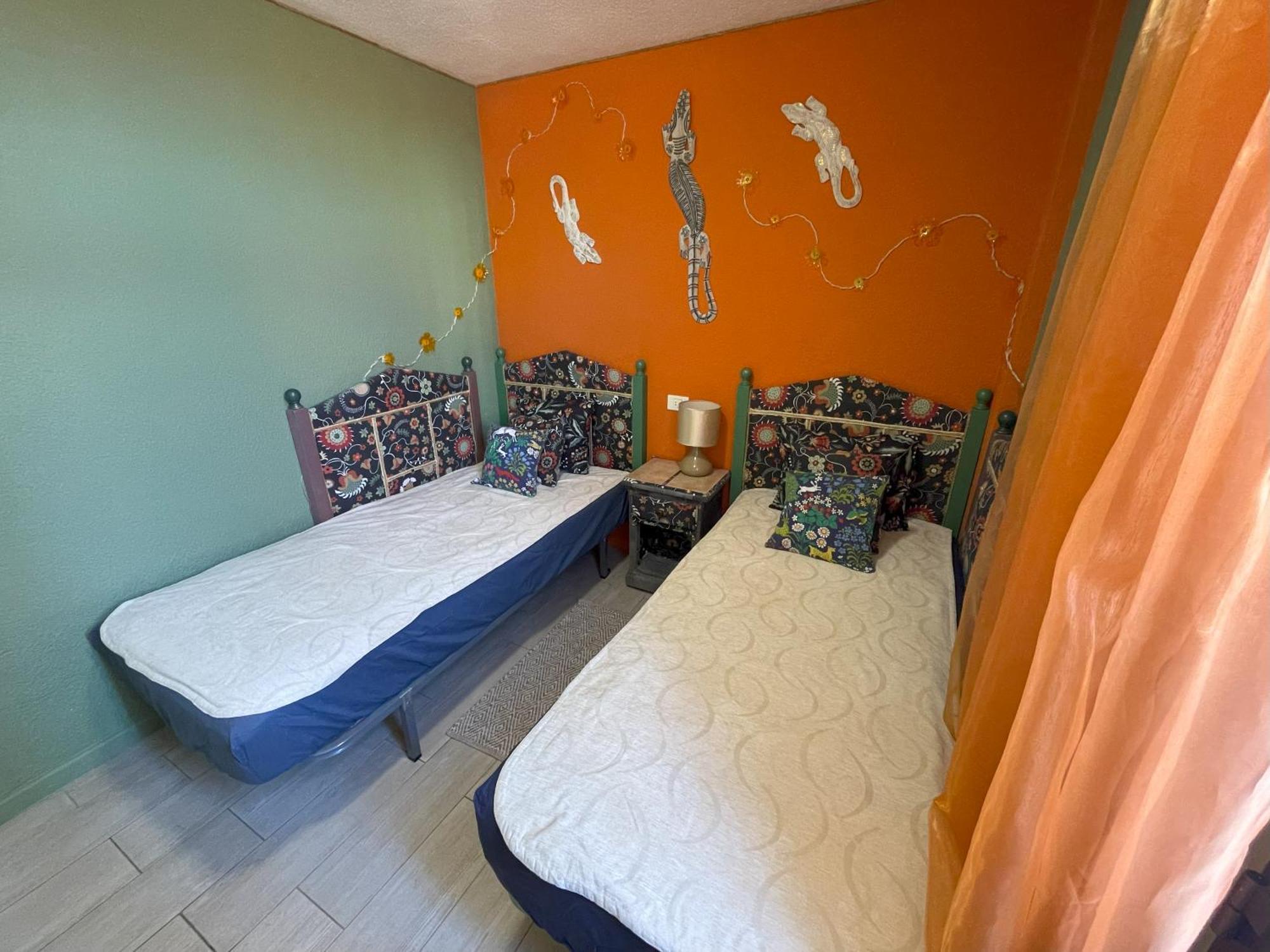 Fine Art Jeans Apartment *