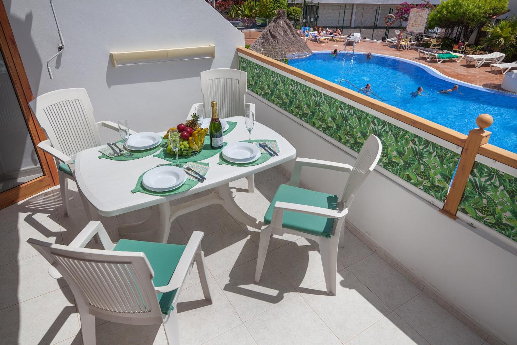Apartment Geranios 110 *