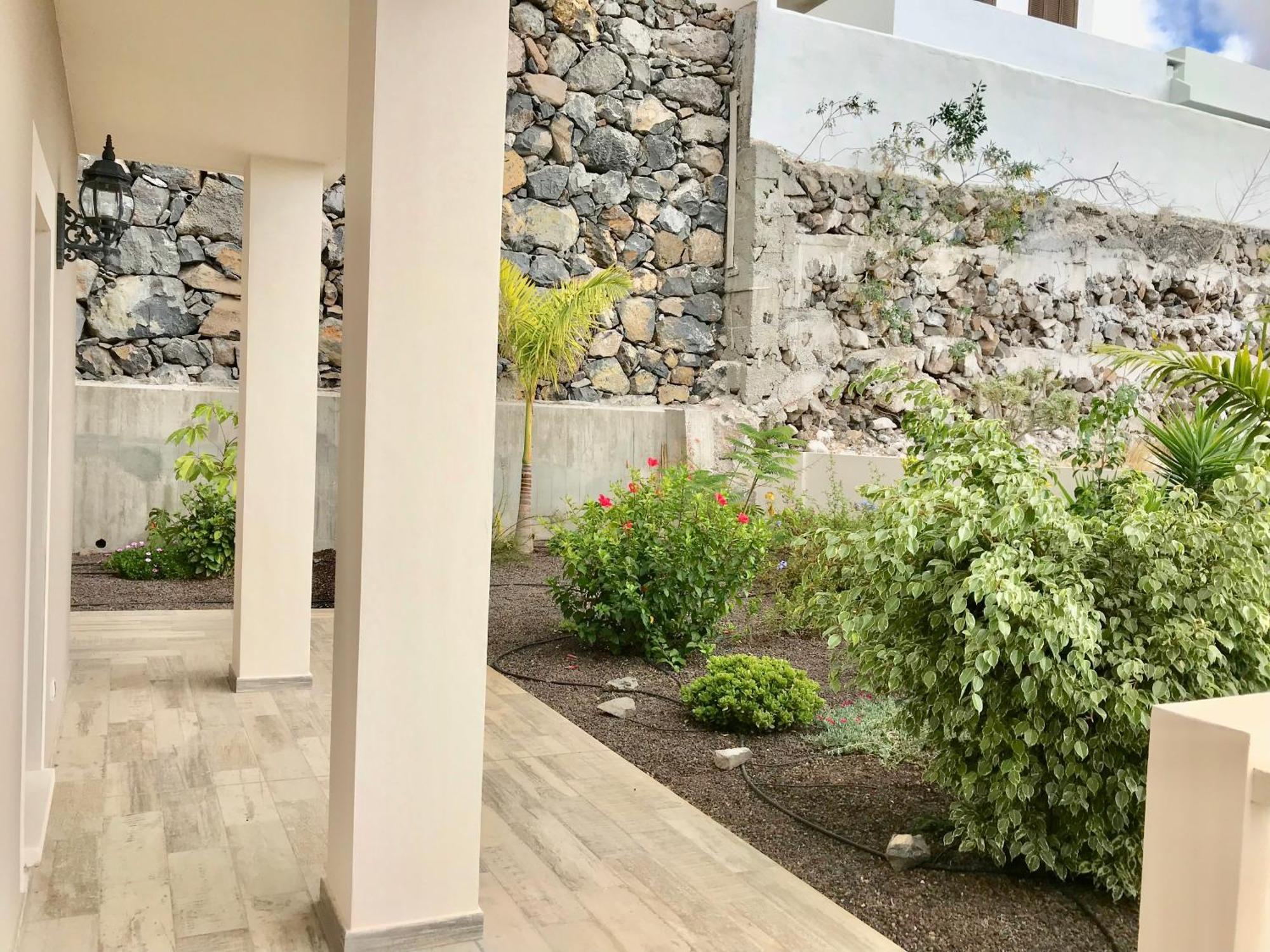 Villa Vista Bella In Ruhiger Villengegend Mit Meerblick
