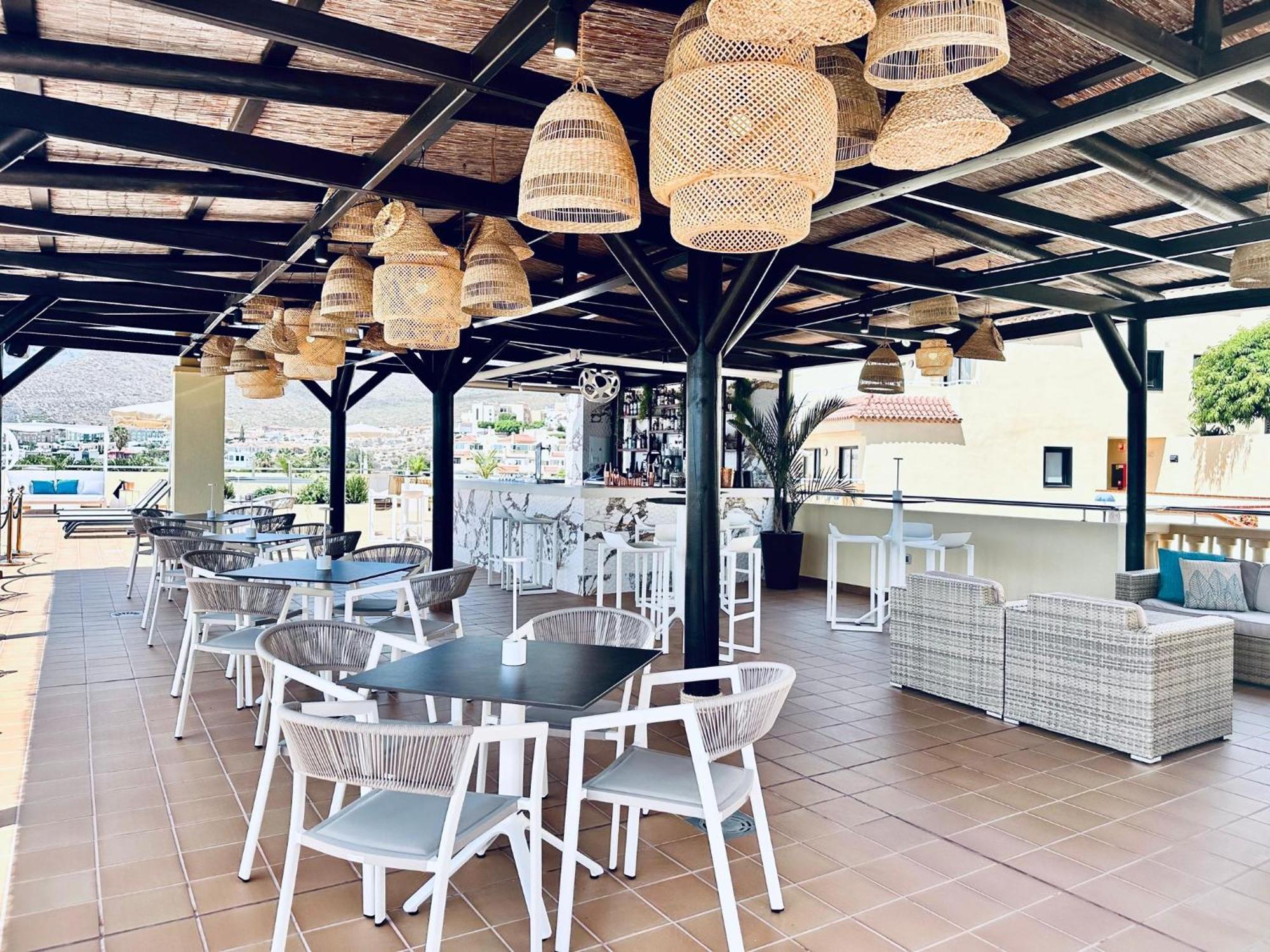 Ramada Residences By Wyndham Tenerife Apartahotel