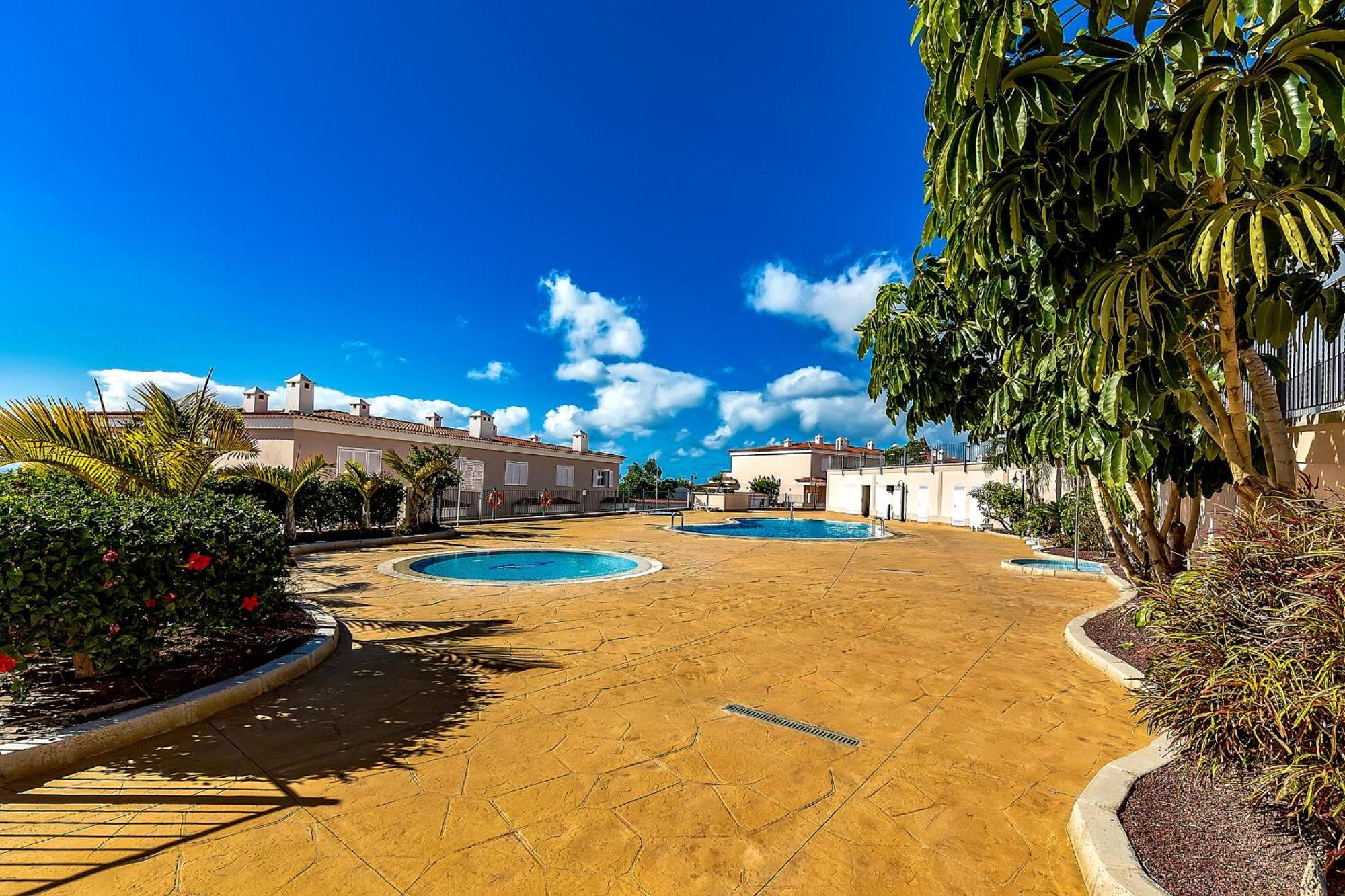 Spacious Ocean View Family Townhouse Puerto de Santiago (Tenerife)