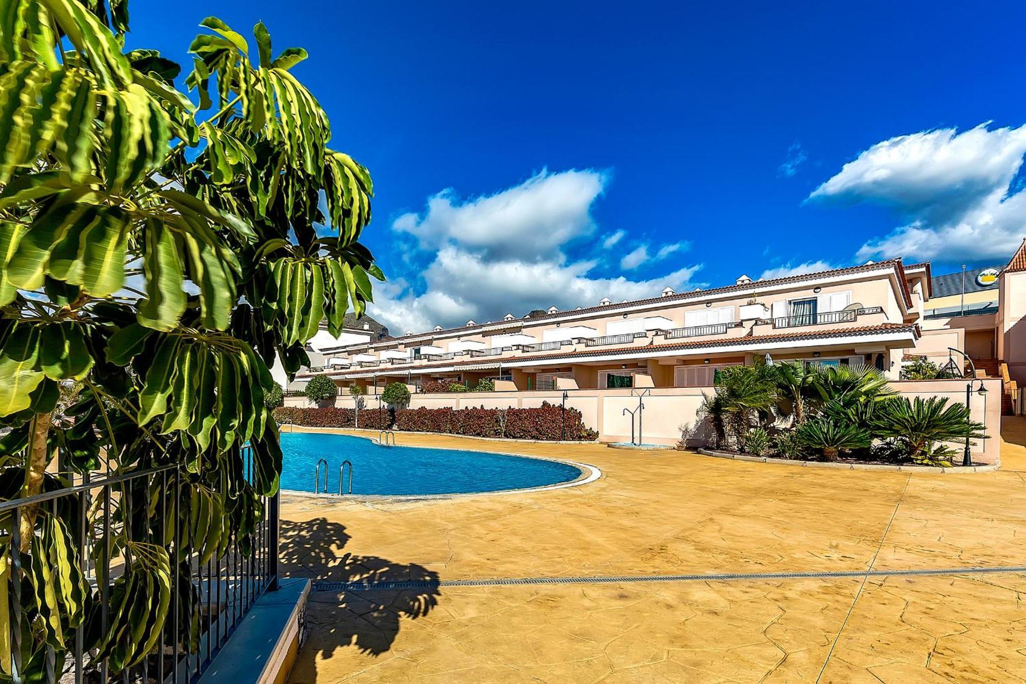 Spacious Ocean View Family Townhouse * Puerto de Santiago (Tenerife)
