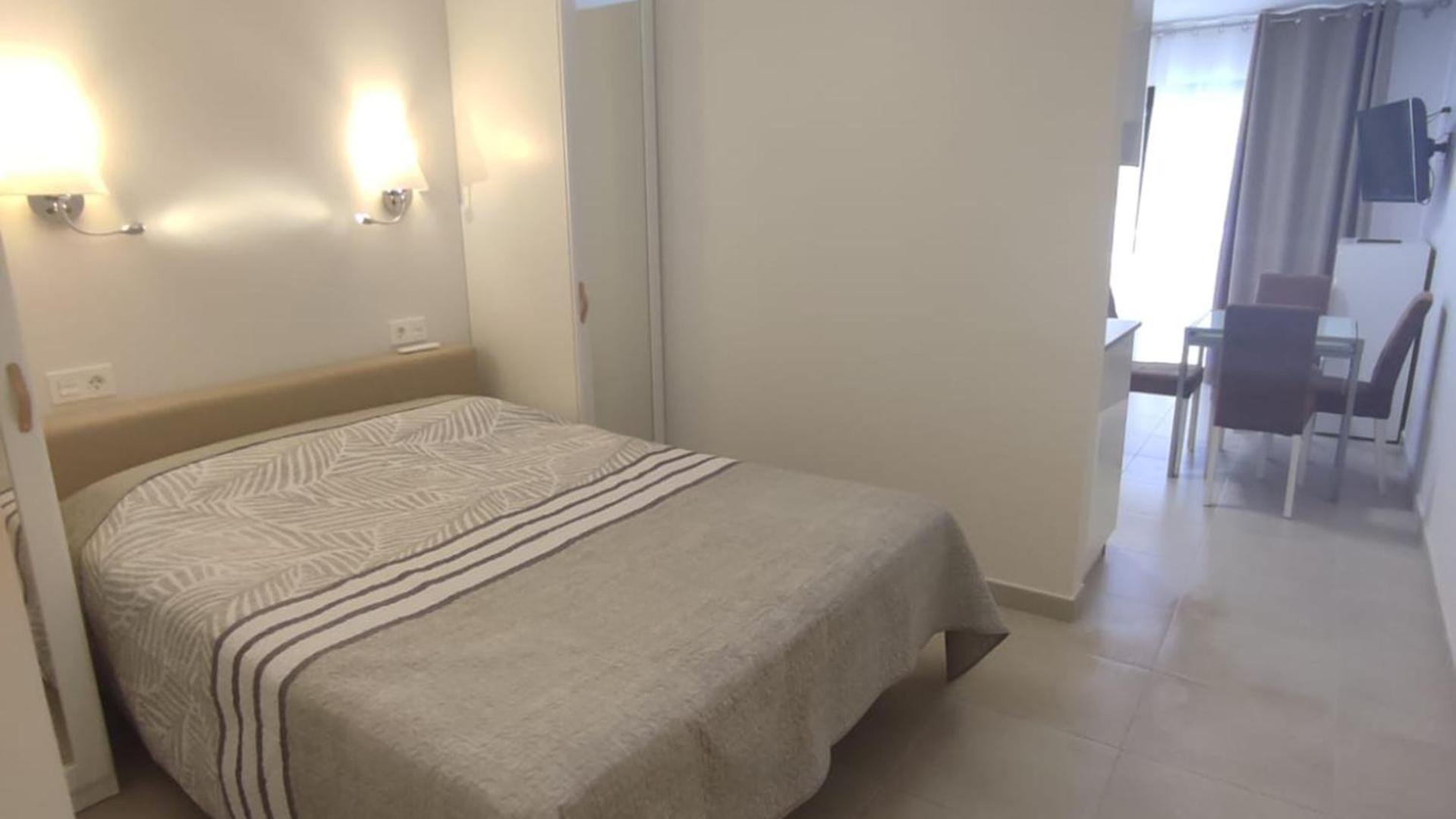 Beachfront Americas - Trg *