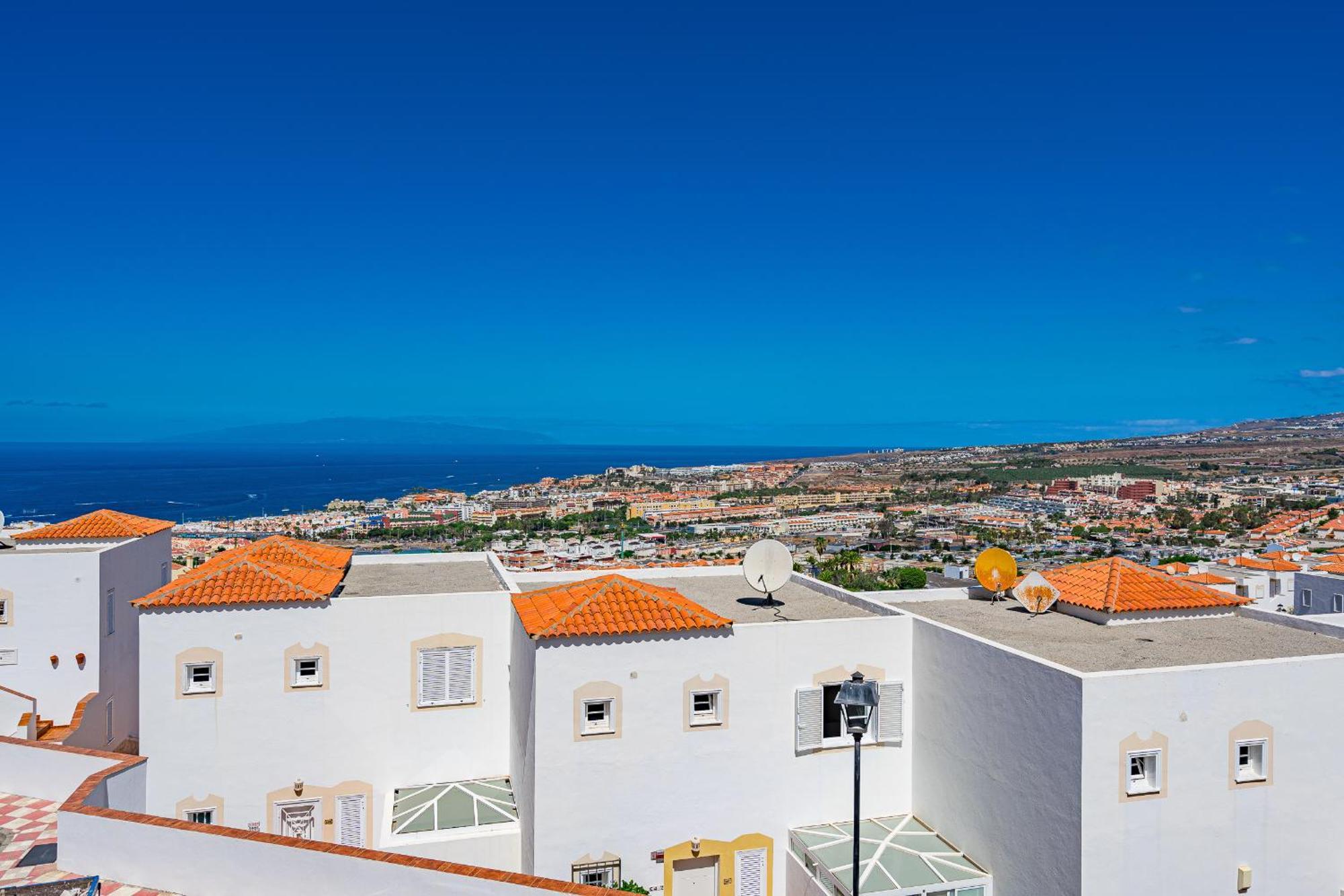 Apartment Bellarosa Sunset Ocean View In With Airco, Garage Costa Adeje (Tenerife)