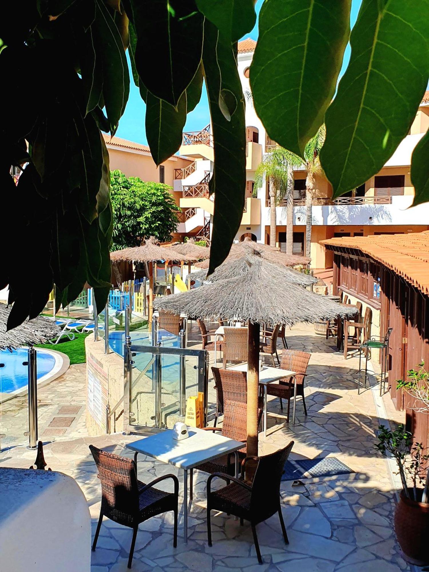Spacious With Private Garden In Tenerife South