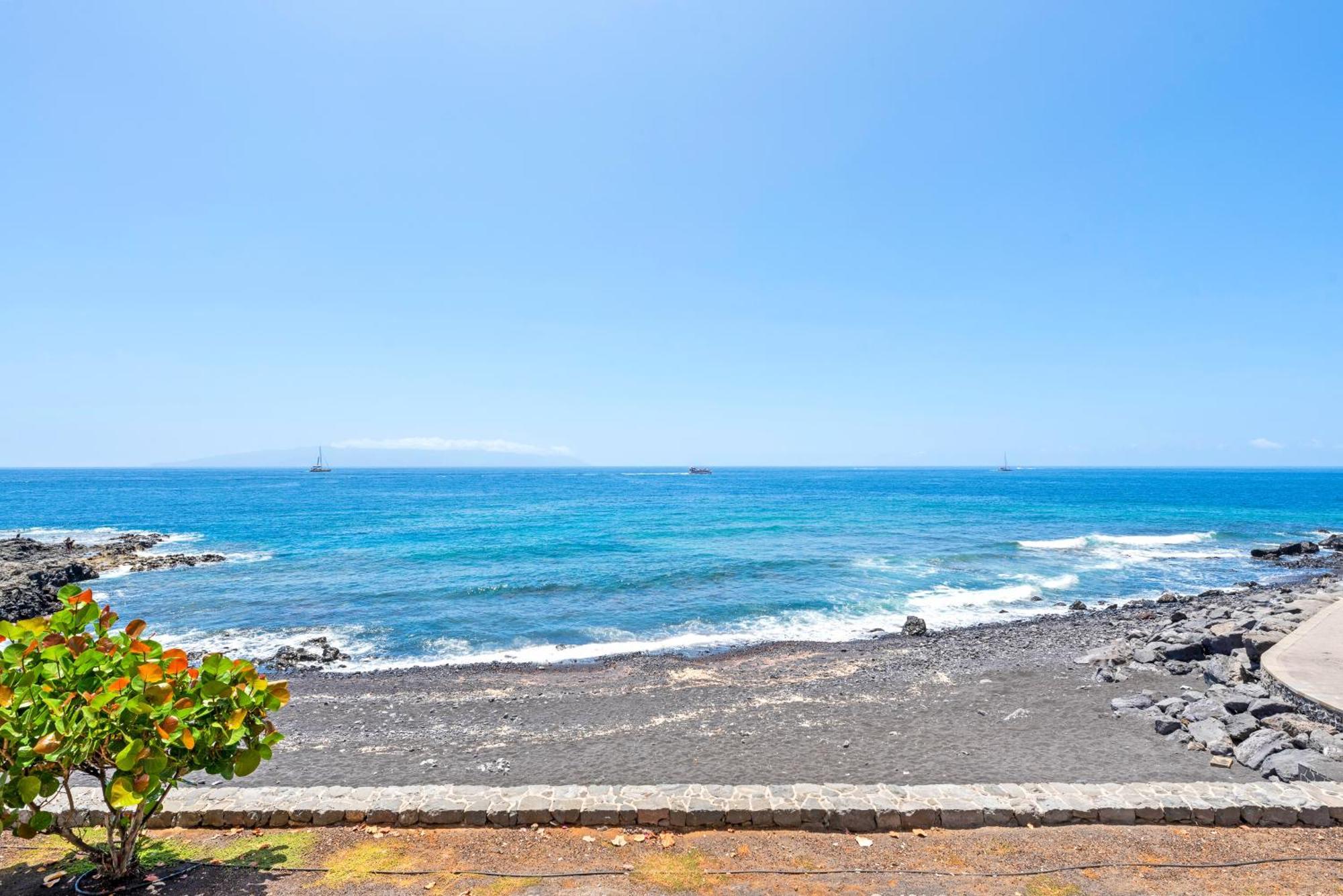 Neptuno Ocean View, Line With Pool Apartamento