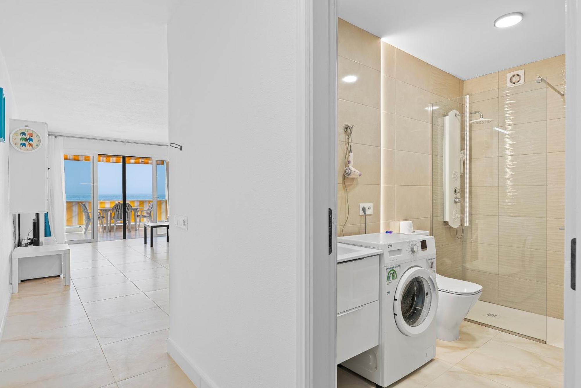 Neptuno Ocean View, Line With Pool Apartamento *